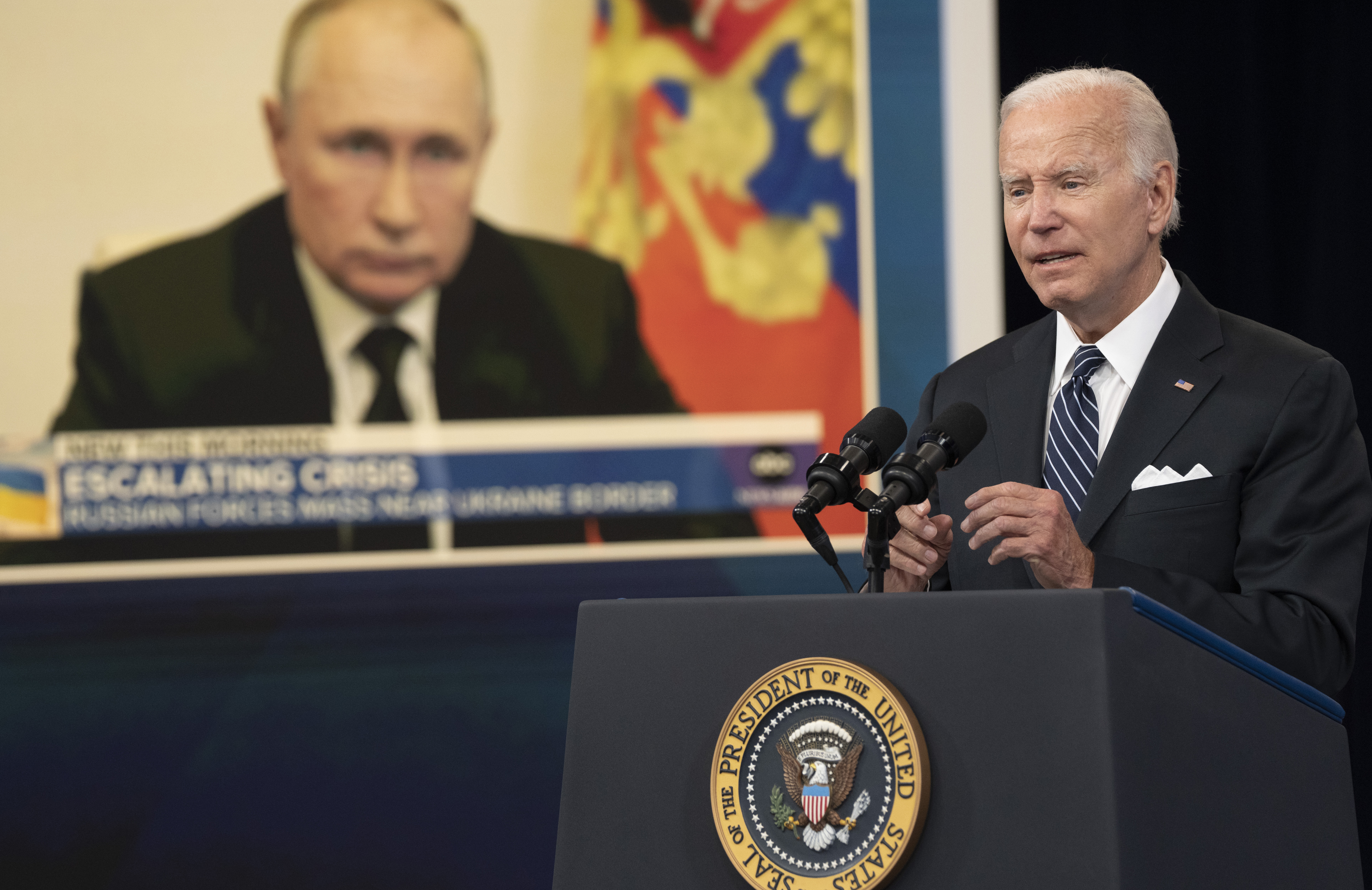 Putin weakened after failed mutiny, says Biden; Poland to raise security on its Belarus border