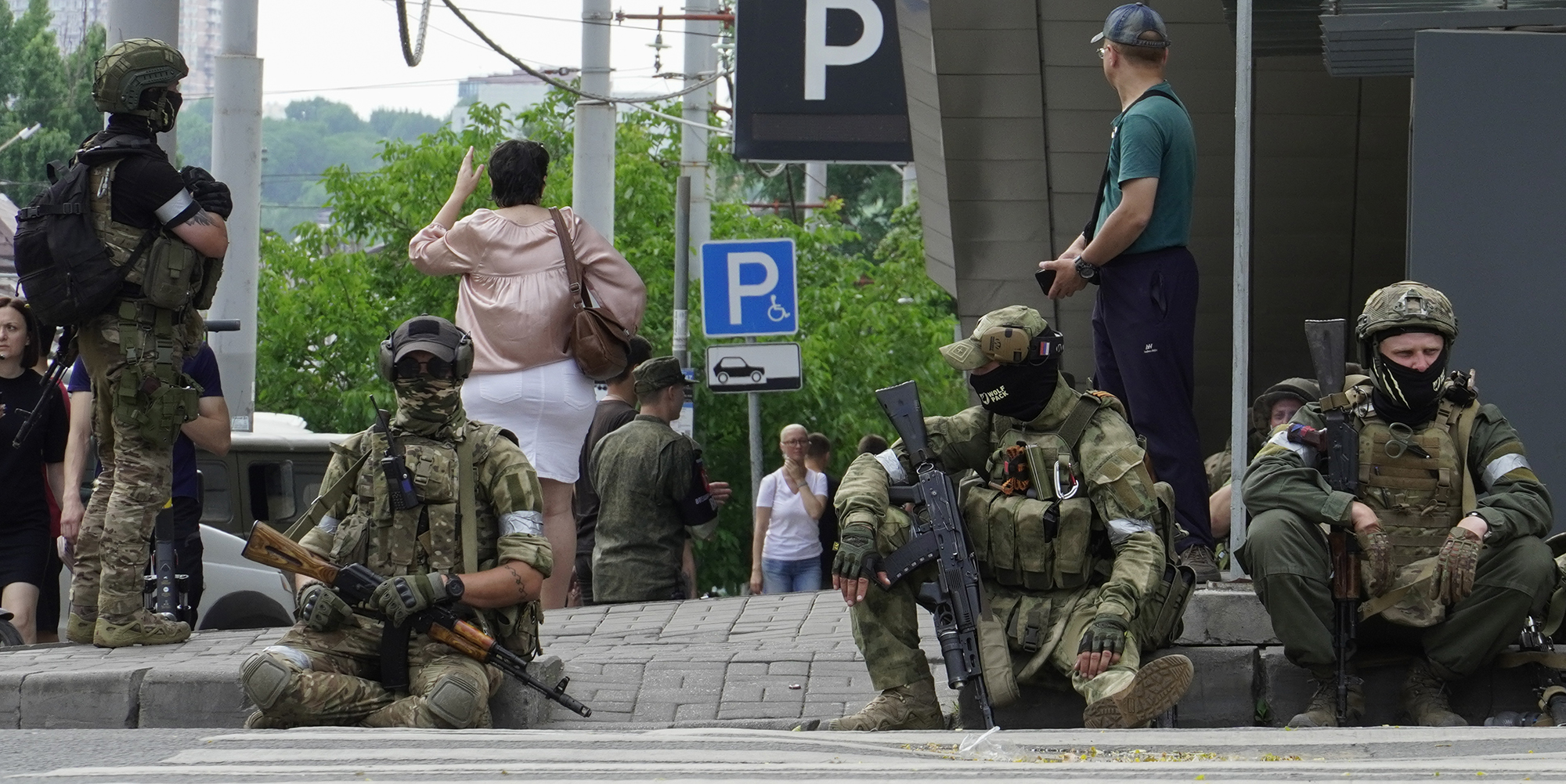 Mutiny leader Prigozhin arrives in Belarus; Putin says ‘civil war’ averted