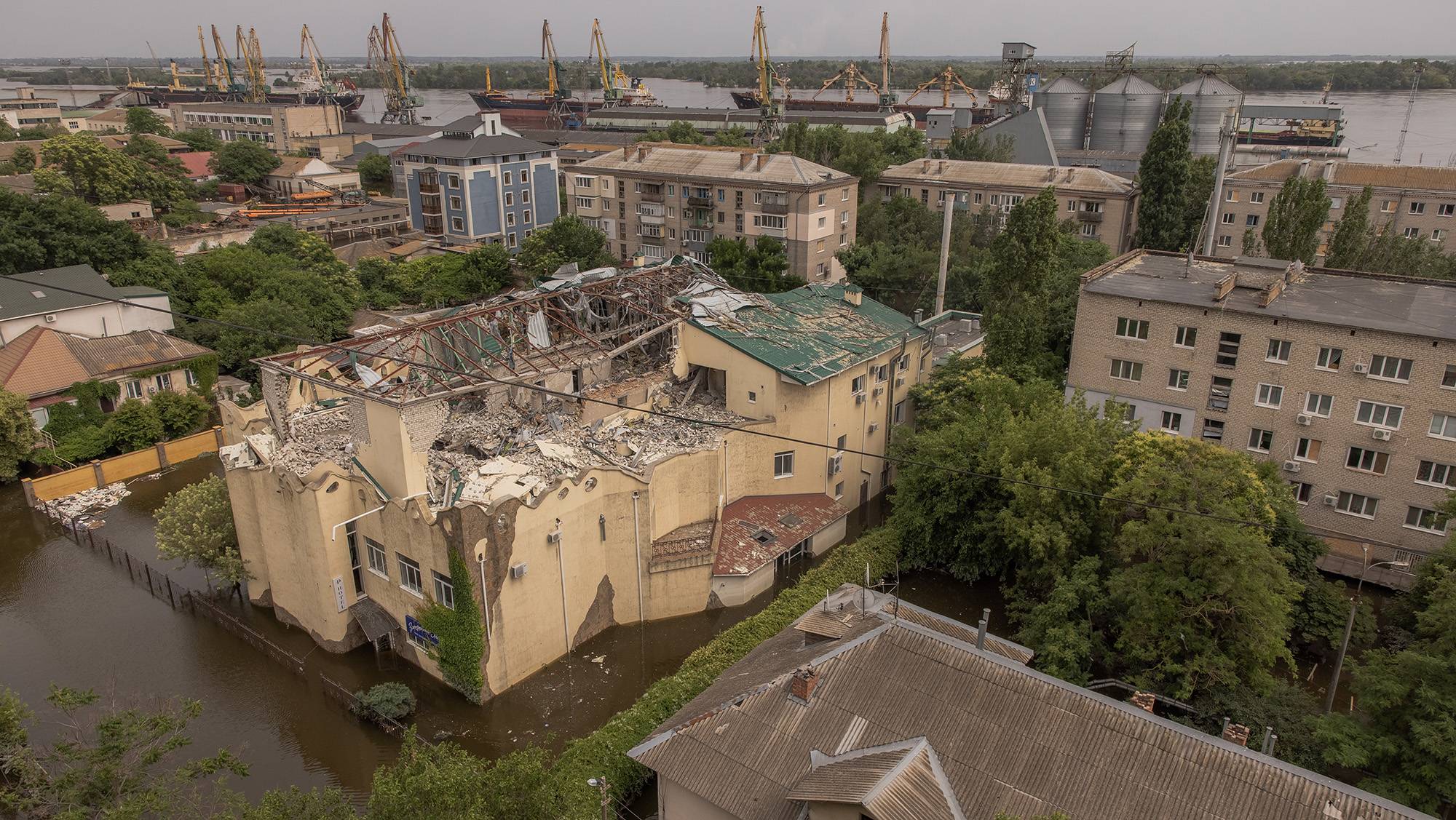 Kyiv forces reportedly recapture Donetsk village; Wagner chief says his mercenaries won’t sign ministry contracts