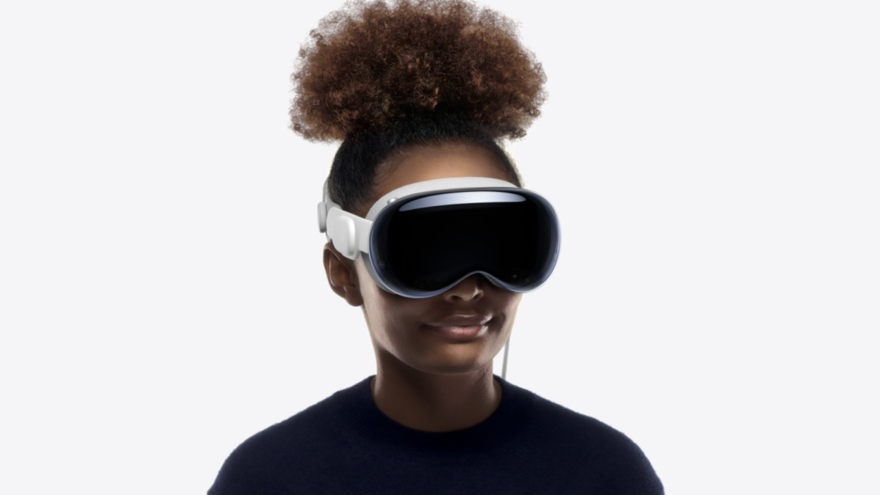 Is Apple’s new headset the metaverse’s Phoenix?