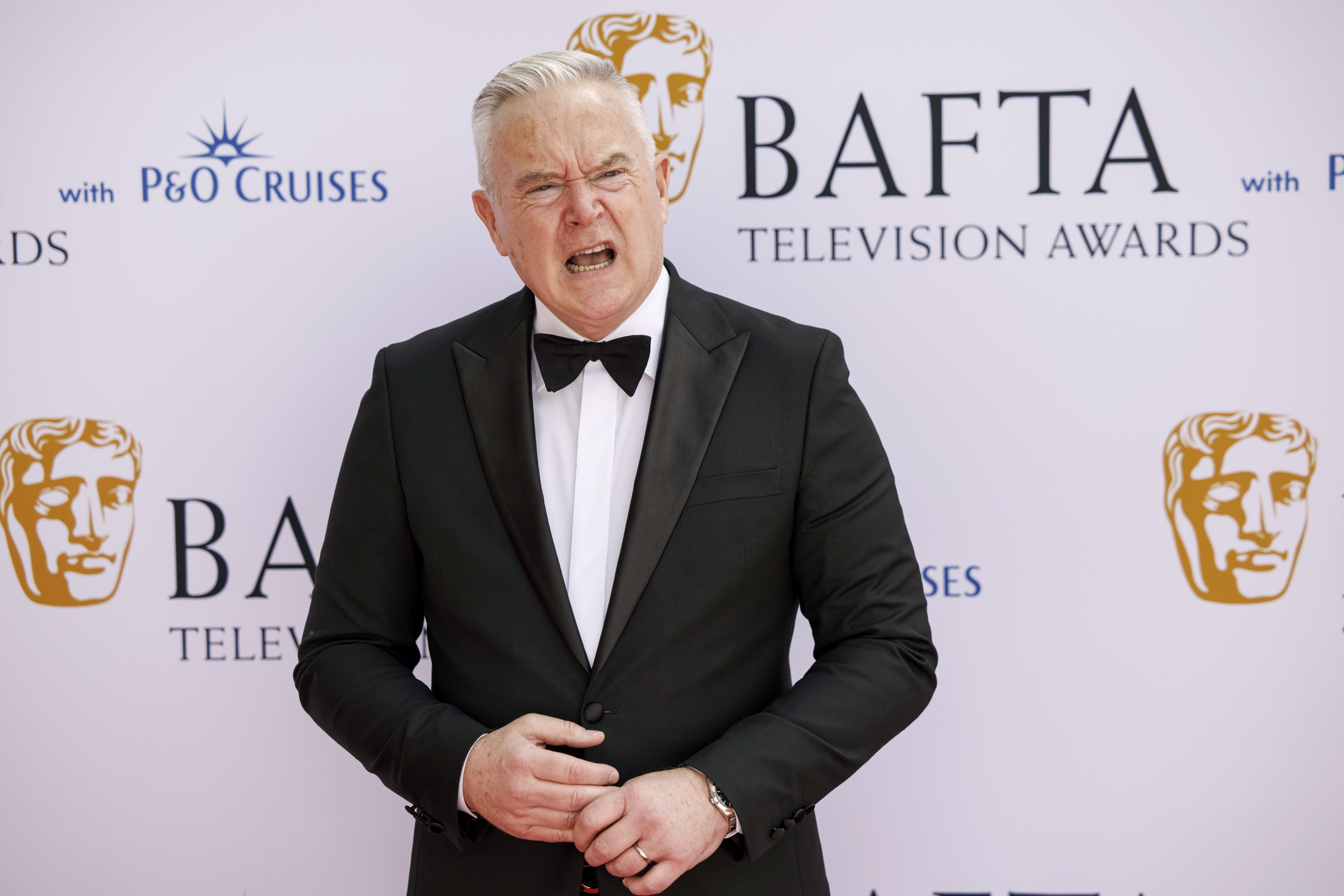 BBC presenter at centre of sex photo scandal named as lead anchor Huw Edwards