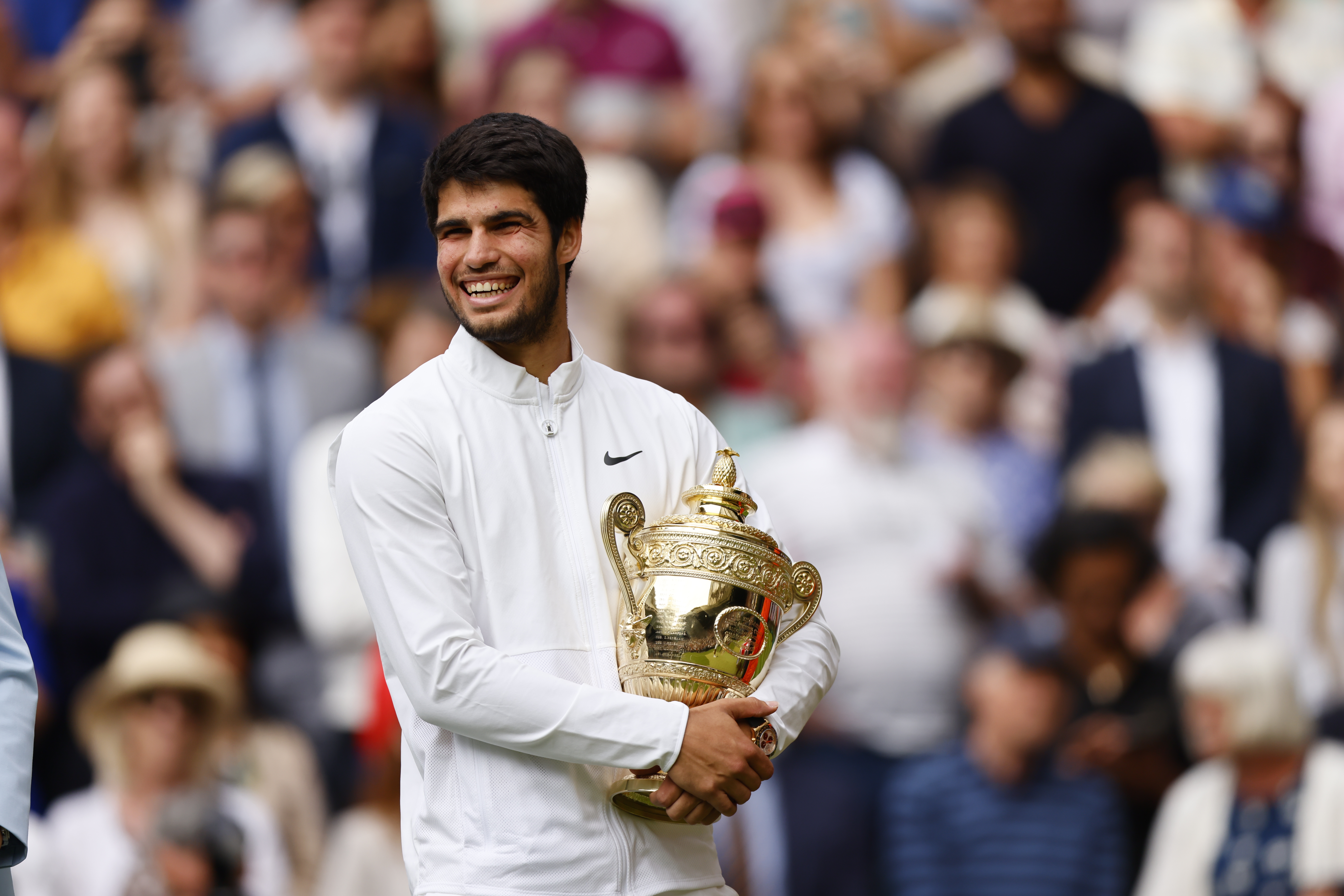 All hail Alcaraz as young gun ends Djokovic's long Wimbledon reign