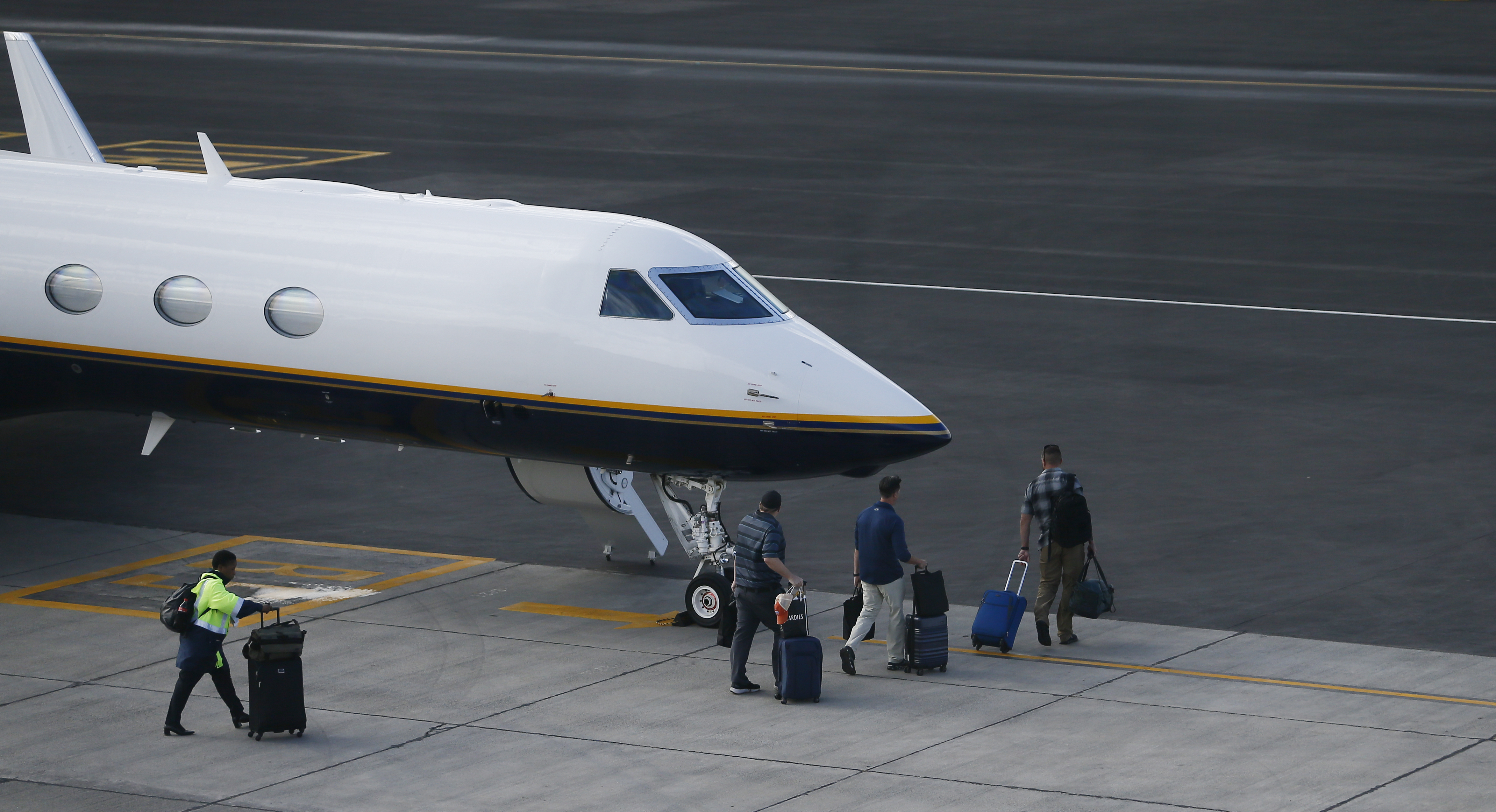 Manuel Chang finally on way to the US after FBI kept waiting due to red tape delays