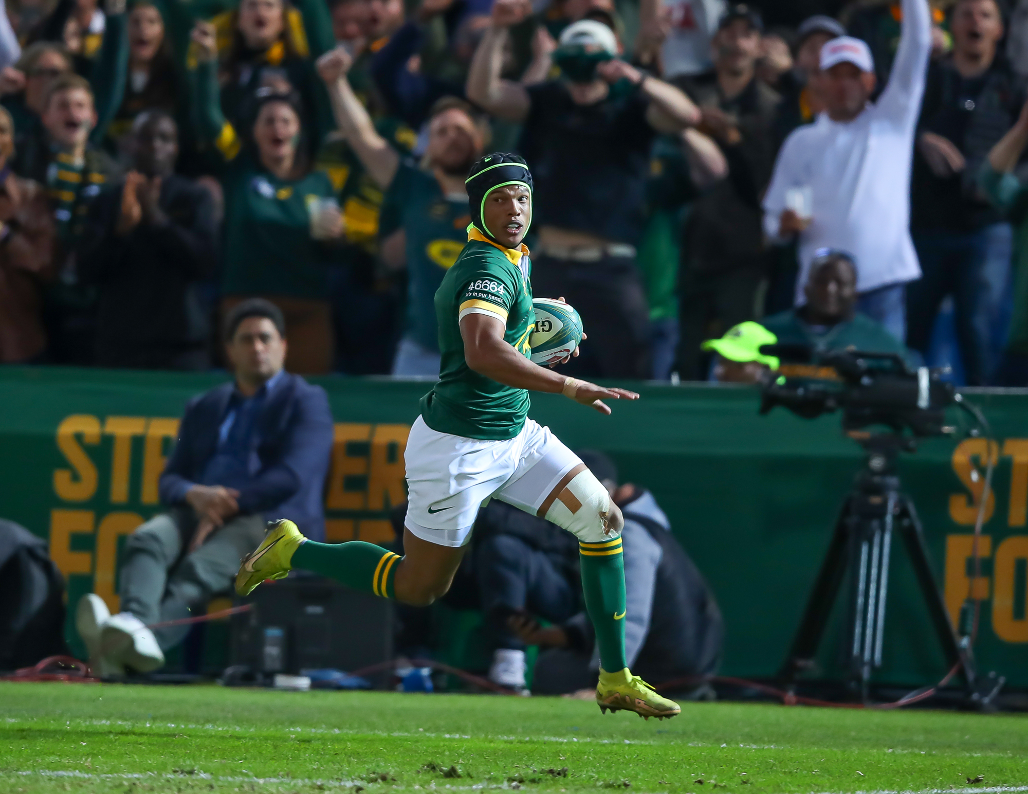 Kurt-Lee Arendse emerges as hat-trick hero after Boks crush woeful Wallabies at Loftus