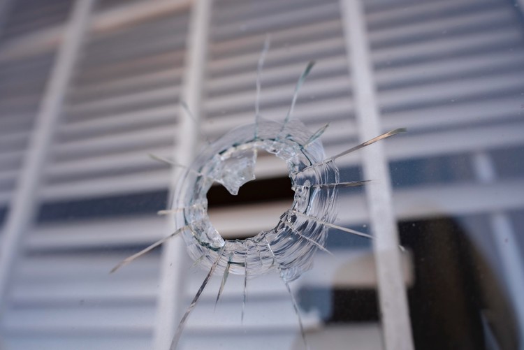 ‘We’re prisoners in our own homes’, says desperate Riverlea, Joburg resident on zama zamas war