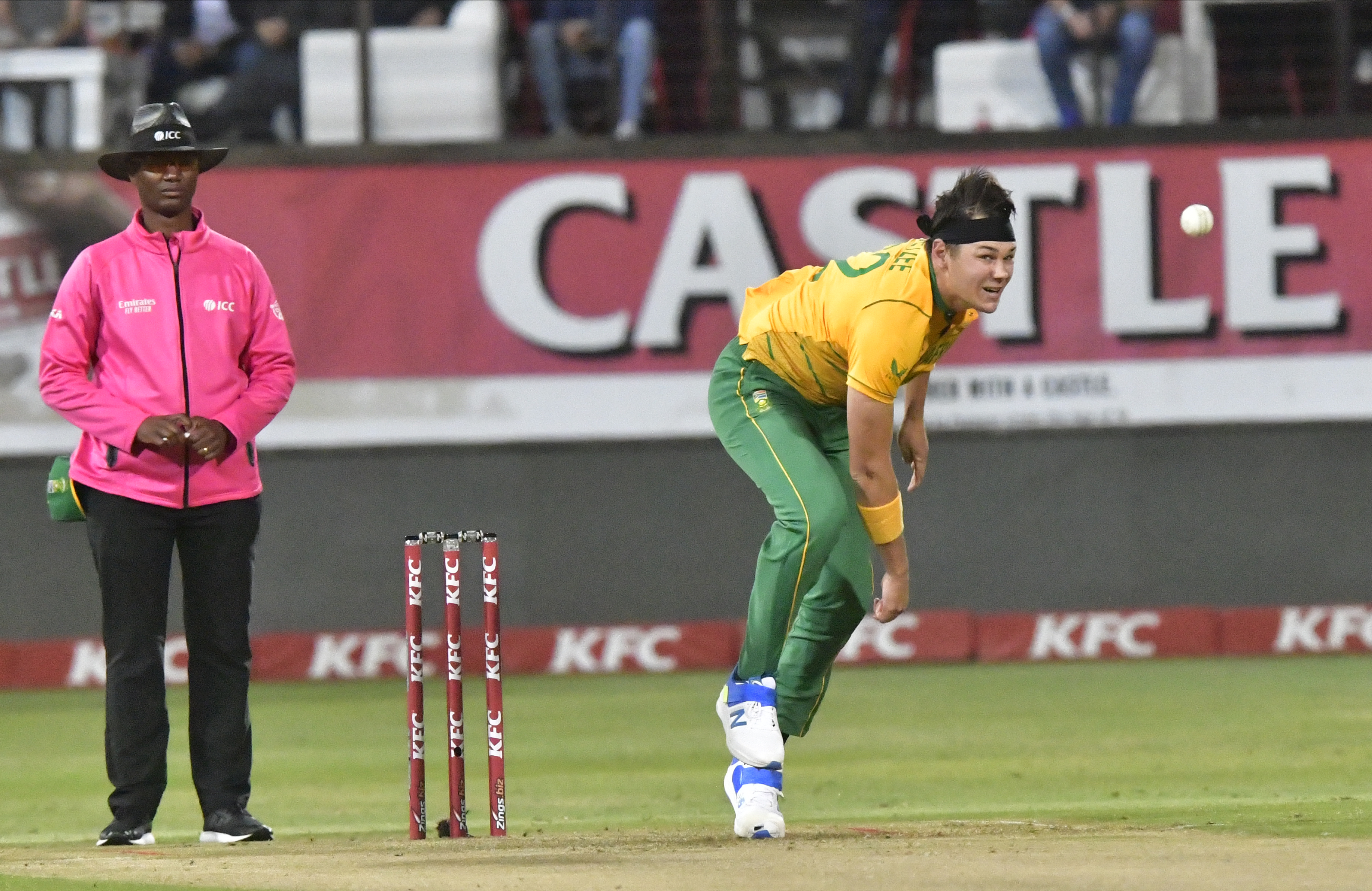 Marsh’s Australia demolish Proteas in opening T20I clash in Durban
