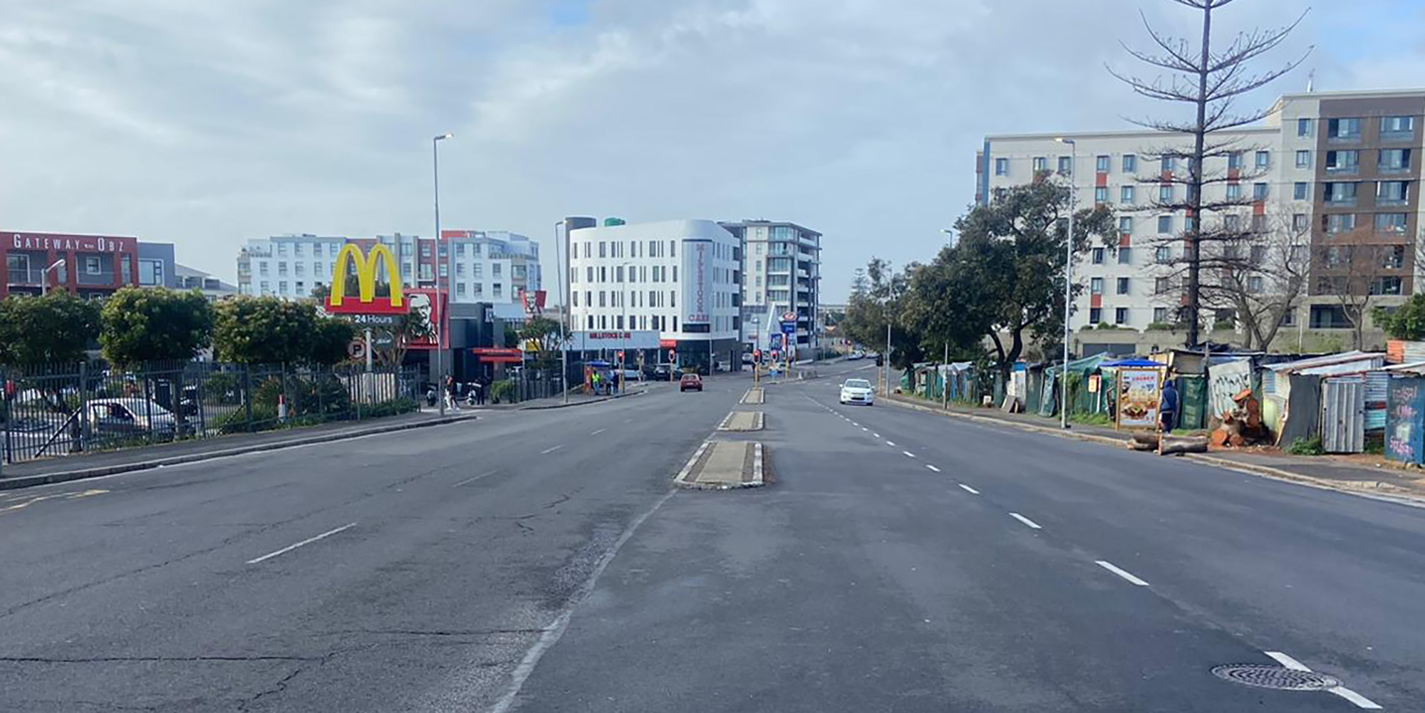 Garbage piles up in Cape Town suburbs as taxi strike drags on
