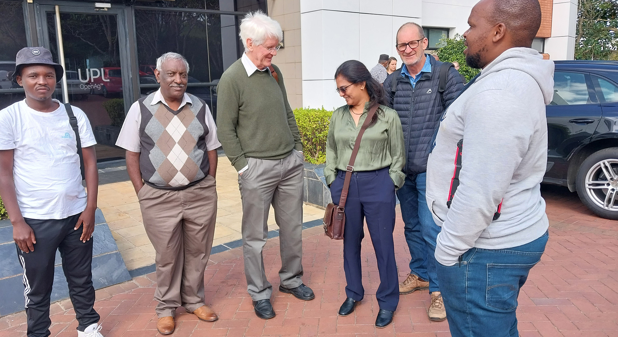 UPL bans Daily Maverick from Durban chemical fire community meeting – again