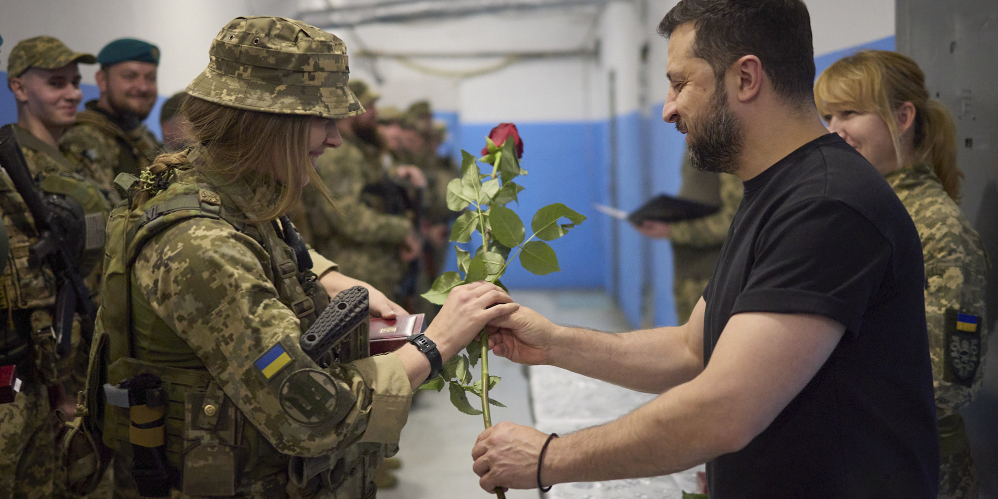 Kyiv cites further military advances in south; trafficking ring accused of sending Cubans to Russian front line