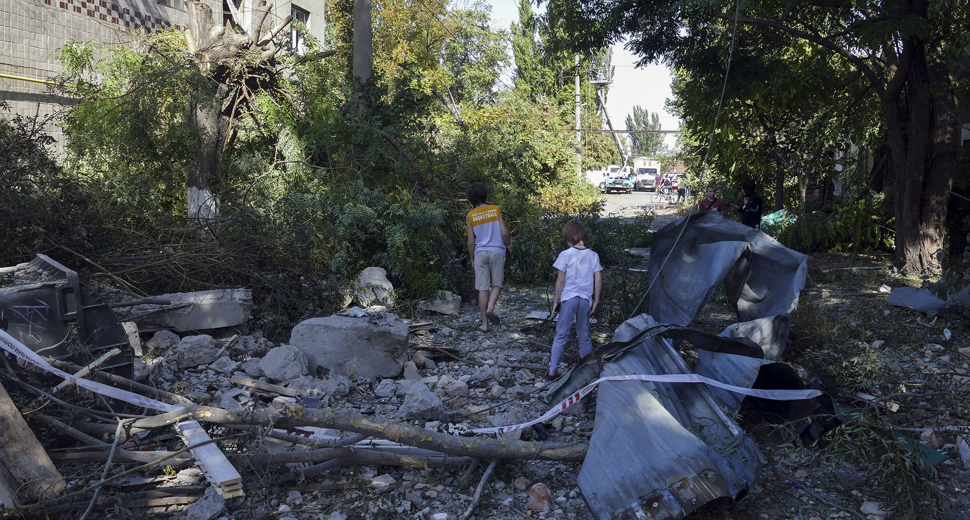 Kyiv drones strike Russia's Kursk; Ukrainian grain reaches Turkey through the Black Sea