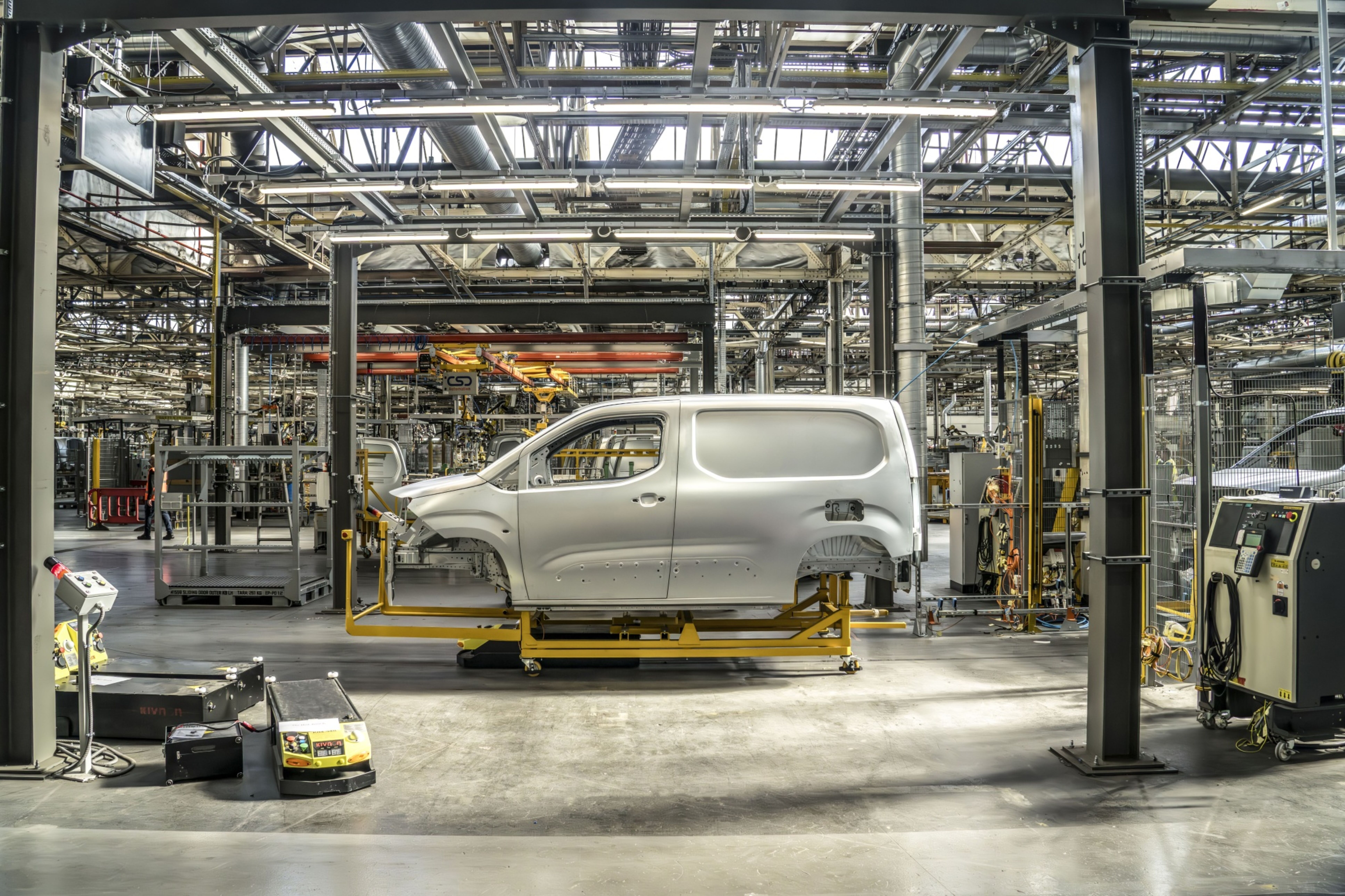 Stellantis Announces Start of Electric Vehicle Production at Ellesmere Port