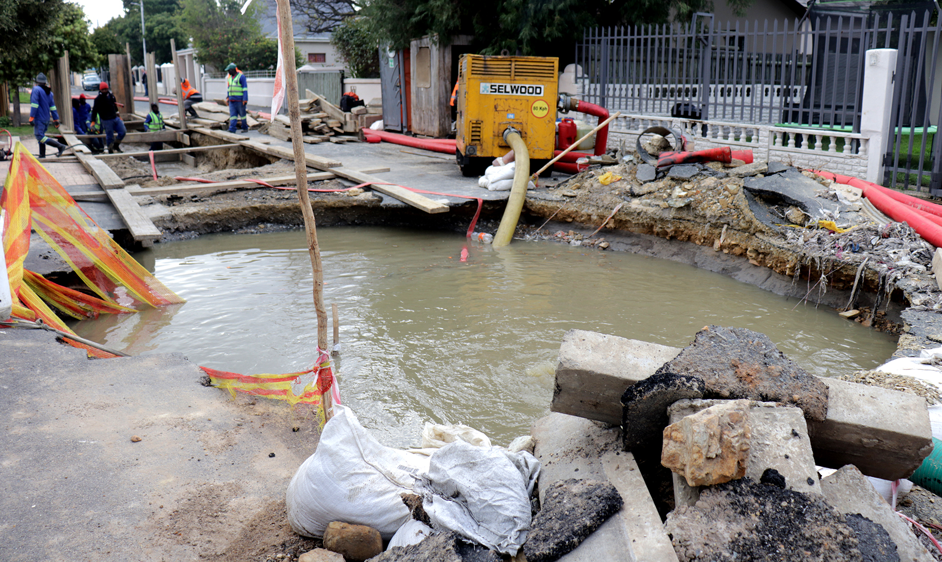 Infrastructure collapse causes 14-day Strand sewage spill into the ocean