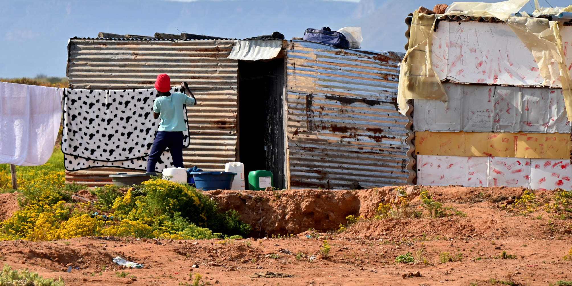 Political blame game erupts over how two Western Cape towns ran dry