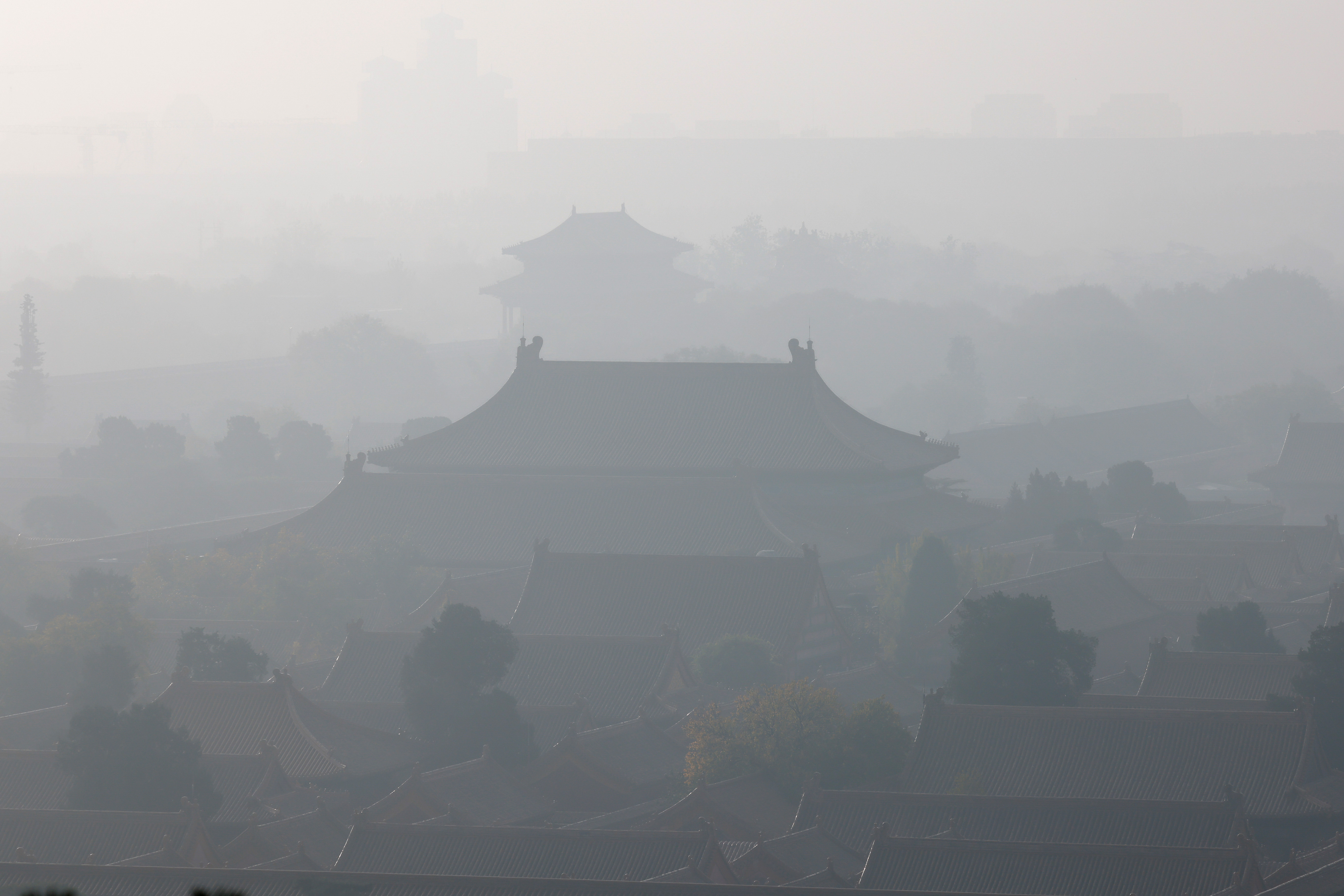 Authorities issues orange warning for heavy air pollution in Beijing
