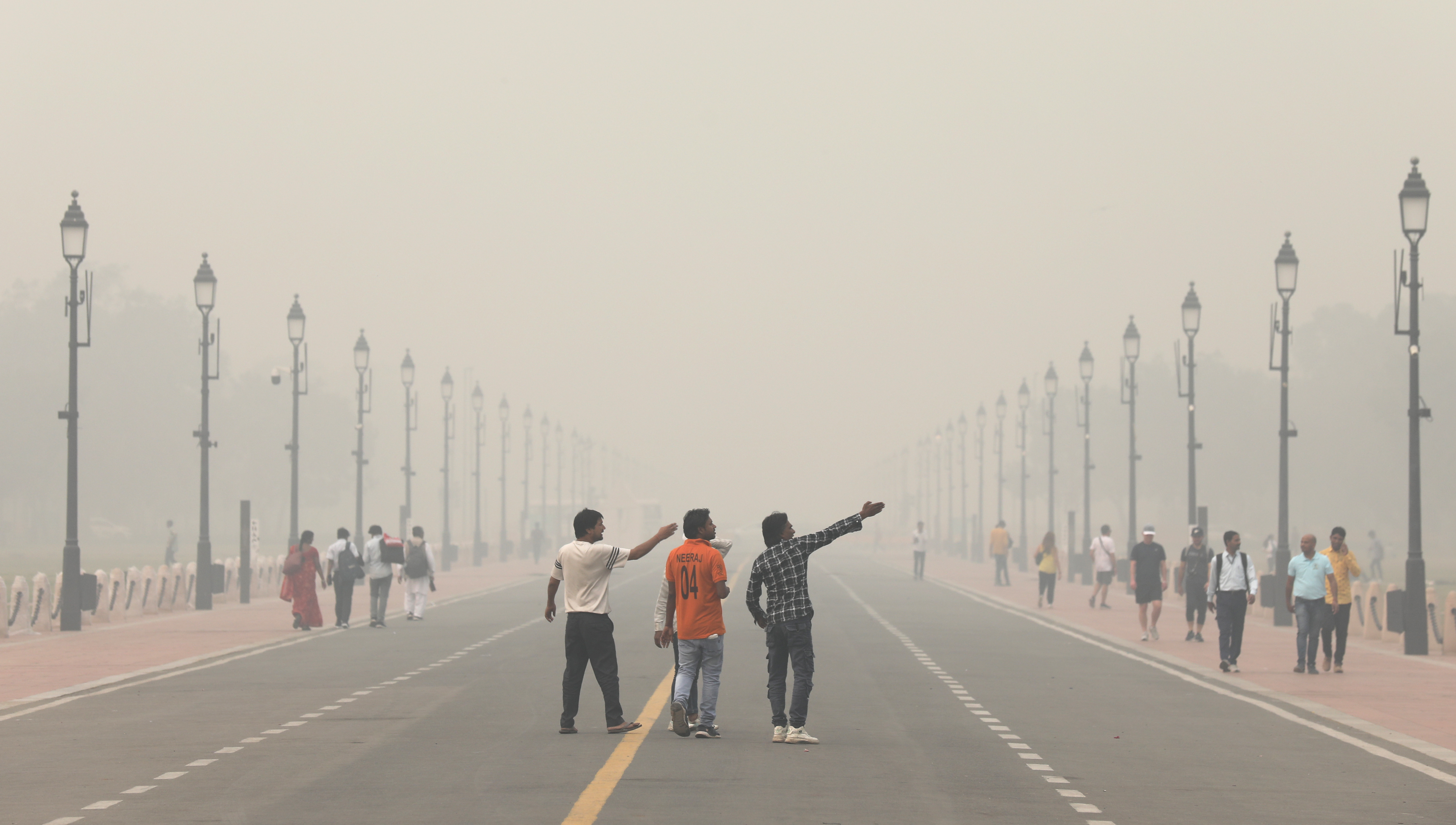 New Delhi engulfed in hazardous smog