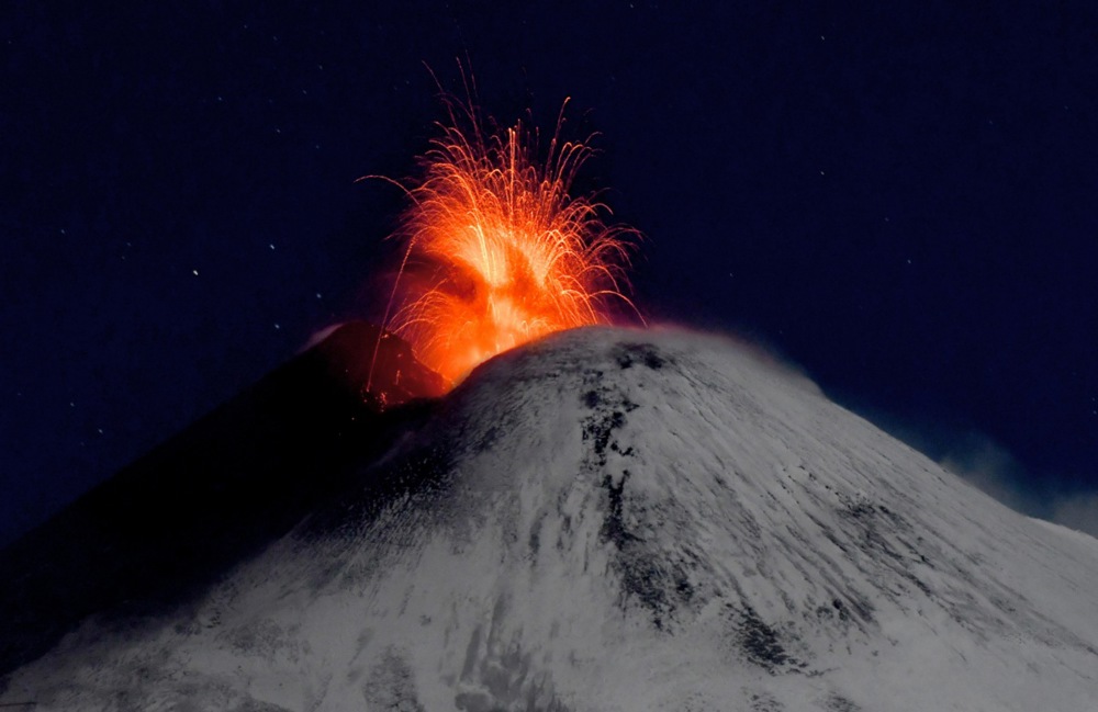 Volcanic eruption on Mount Etna, and more from around the world