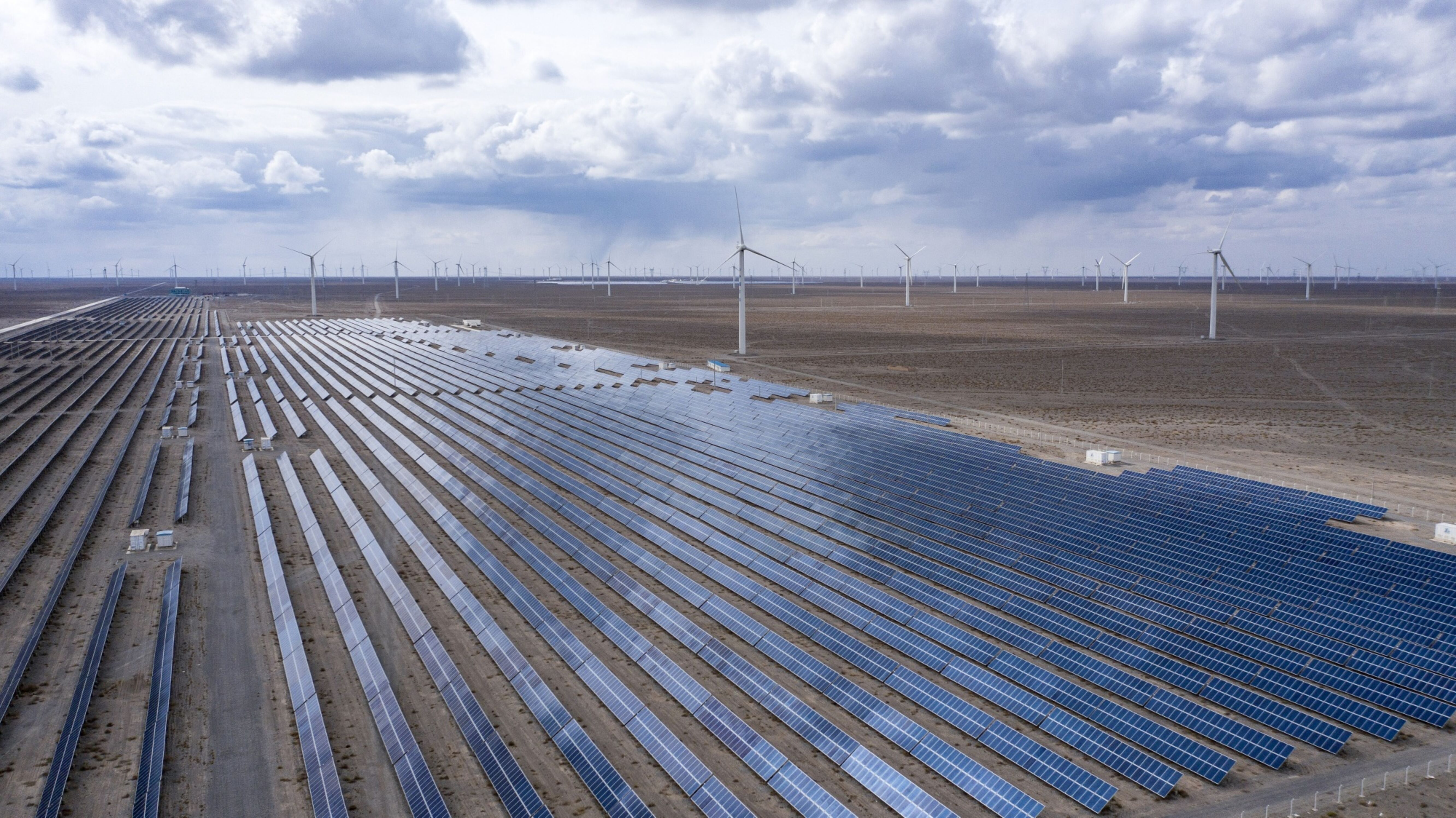 Chinas Carbon Emissions to Drop Next Year on Clean Energy Boom