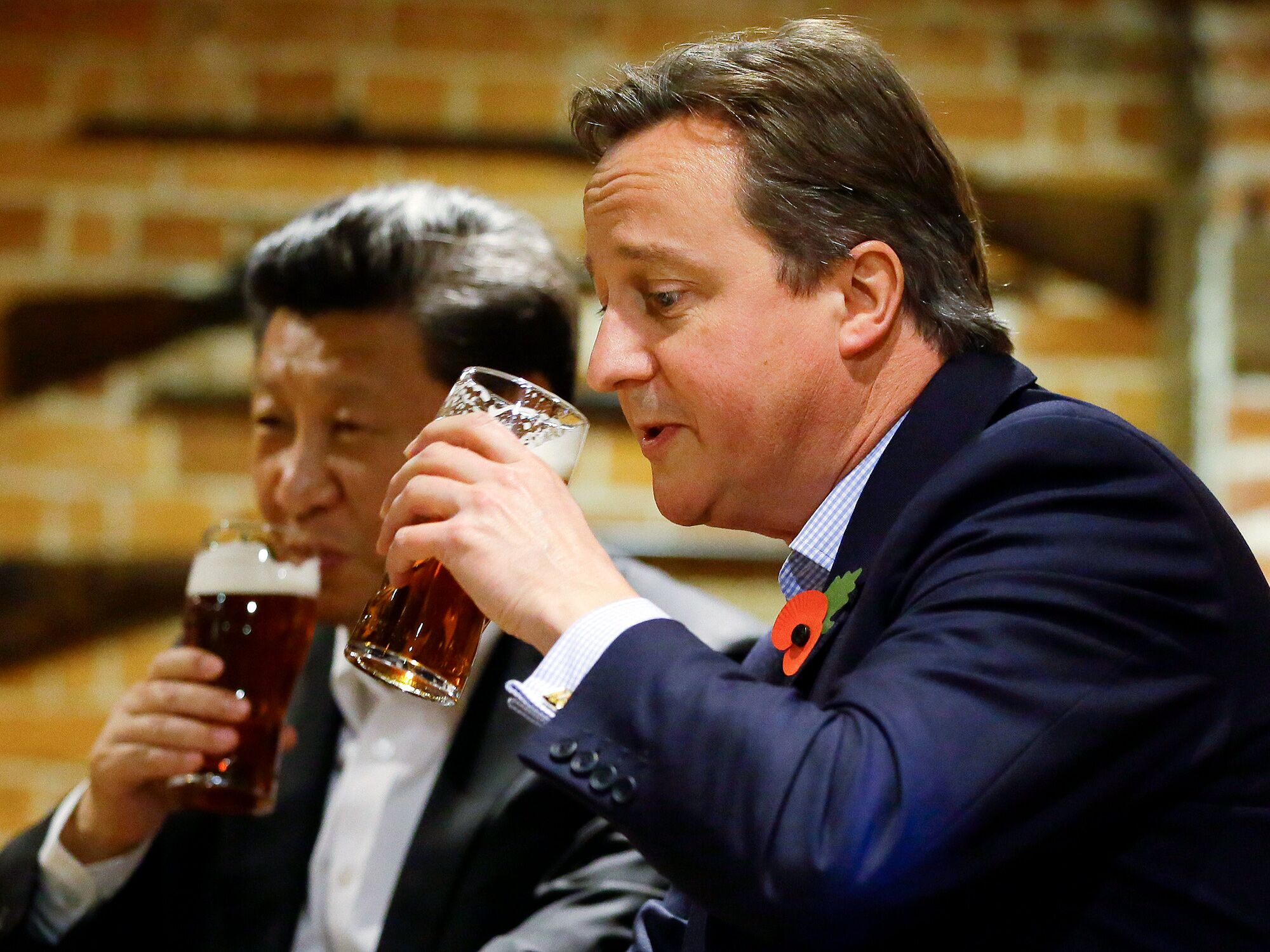 David Cameron And Chinese President Xi Jinping Visit Princes Risborough Pub