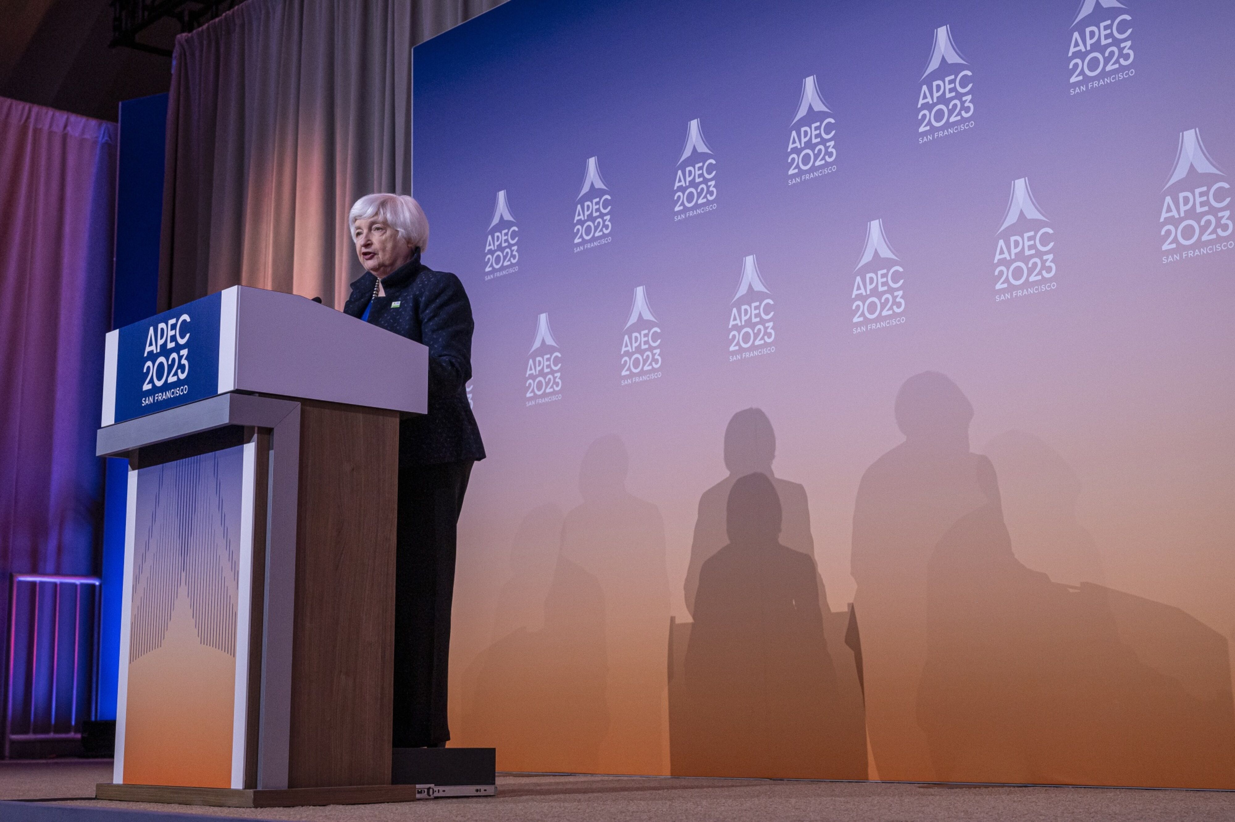 Finance Ministers Meeting During The Asia-Pacific Economic Cooperation Summit