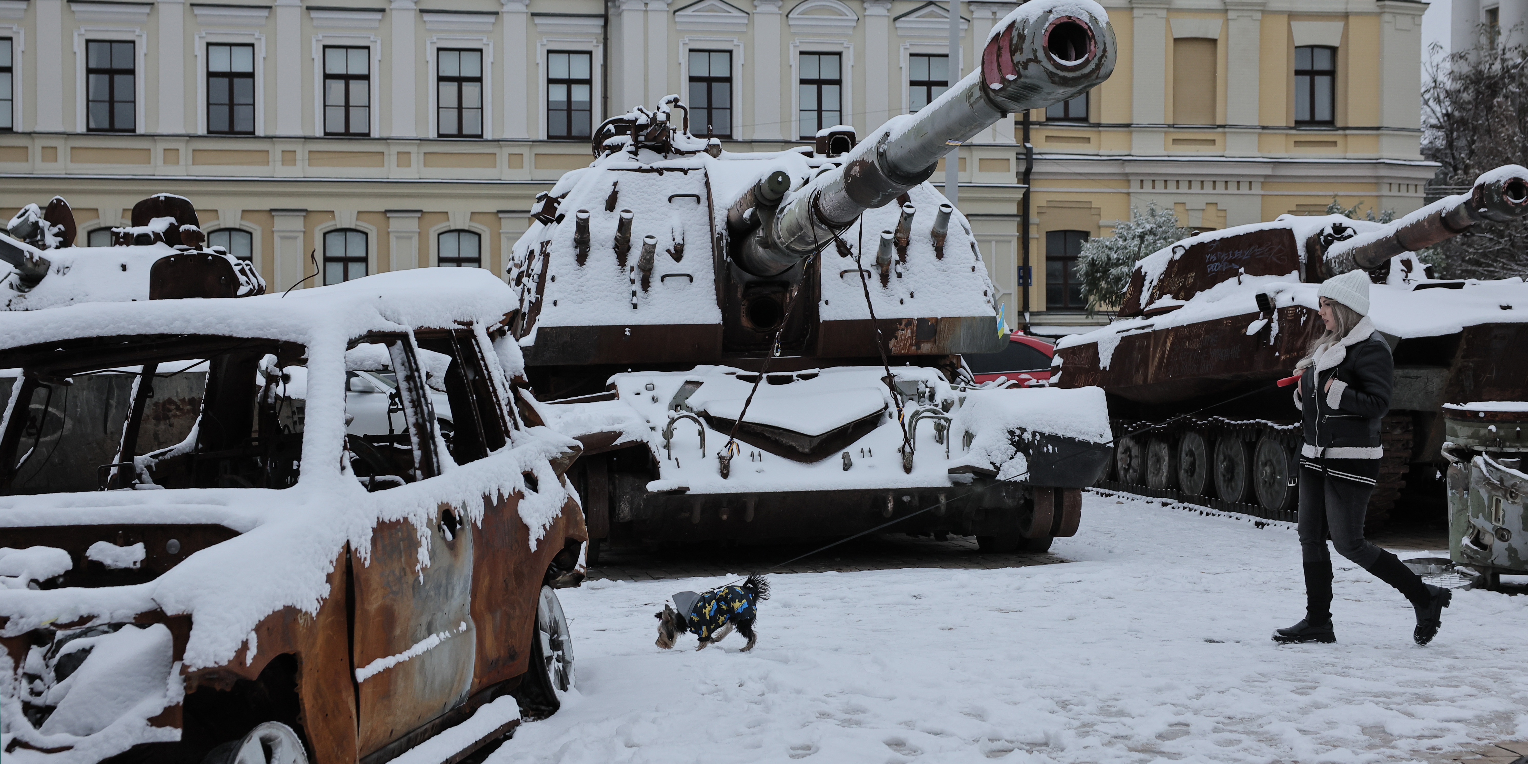 Kyiv and Baltic states to ditch OSCE Summit; Finland shuts border with Russia after migrant surge