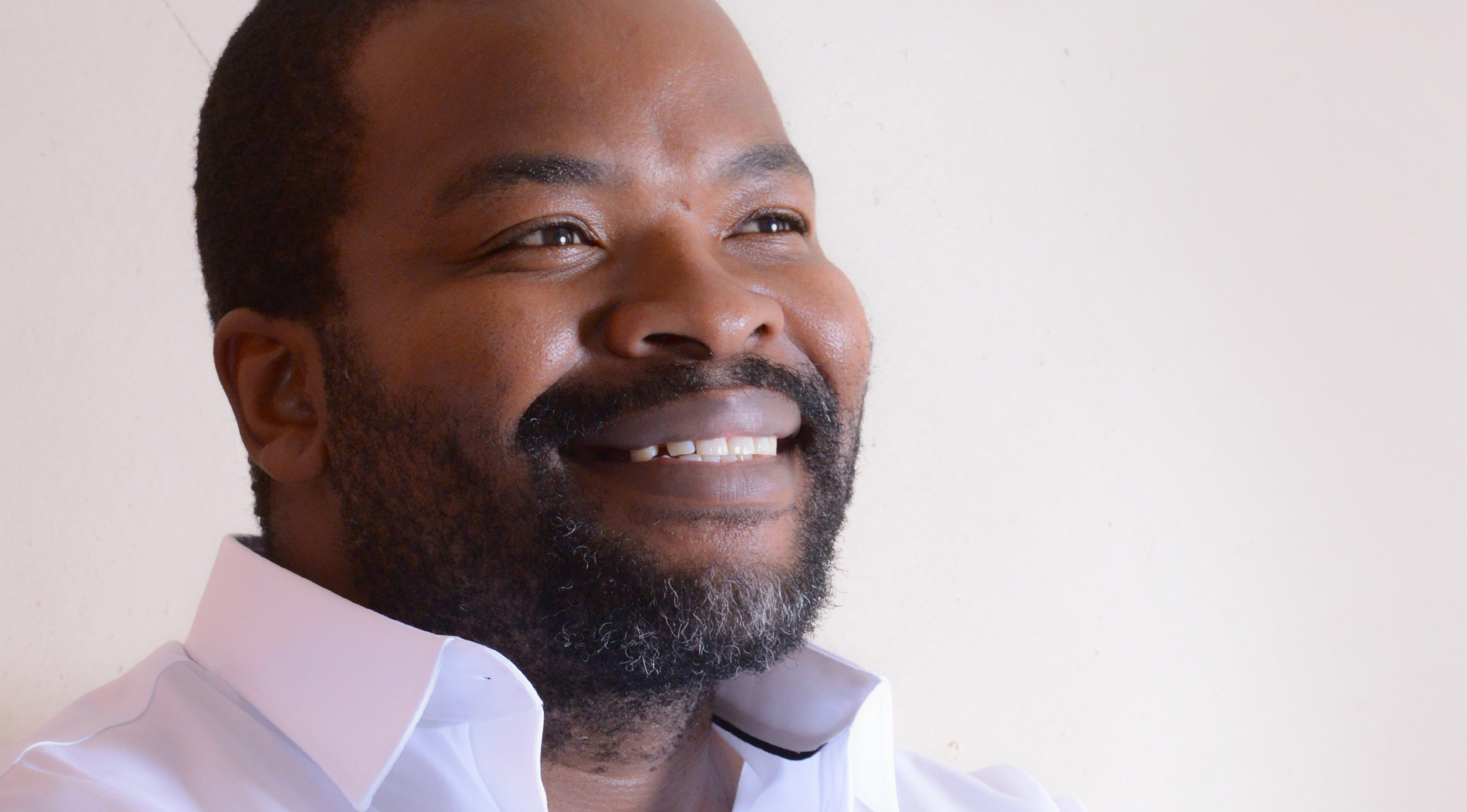 From township dreams to the world stage — global award affirms Cape baritone Theo Magongoma’s soaring talent