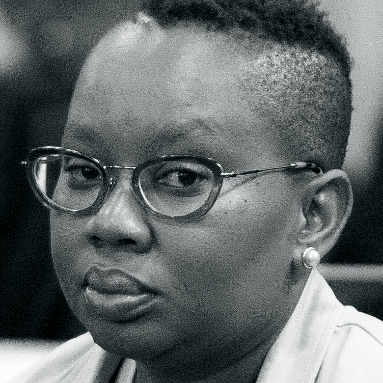 Lumka Oliphant 