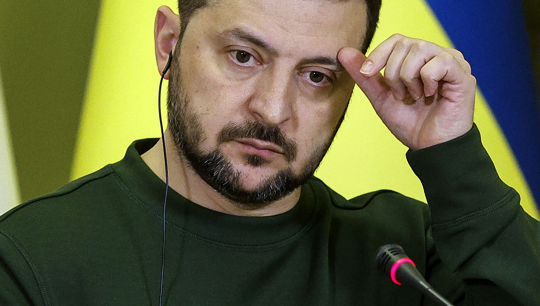 Putin ‘testing the waters’ on peace talks; Zelensky gathers military, intel chiefs for plane crash probe