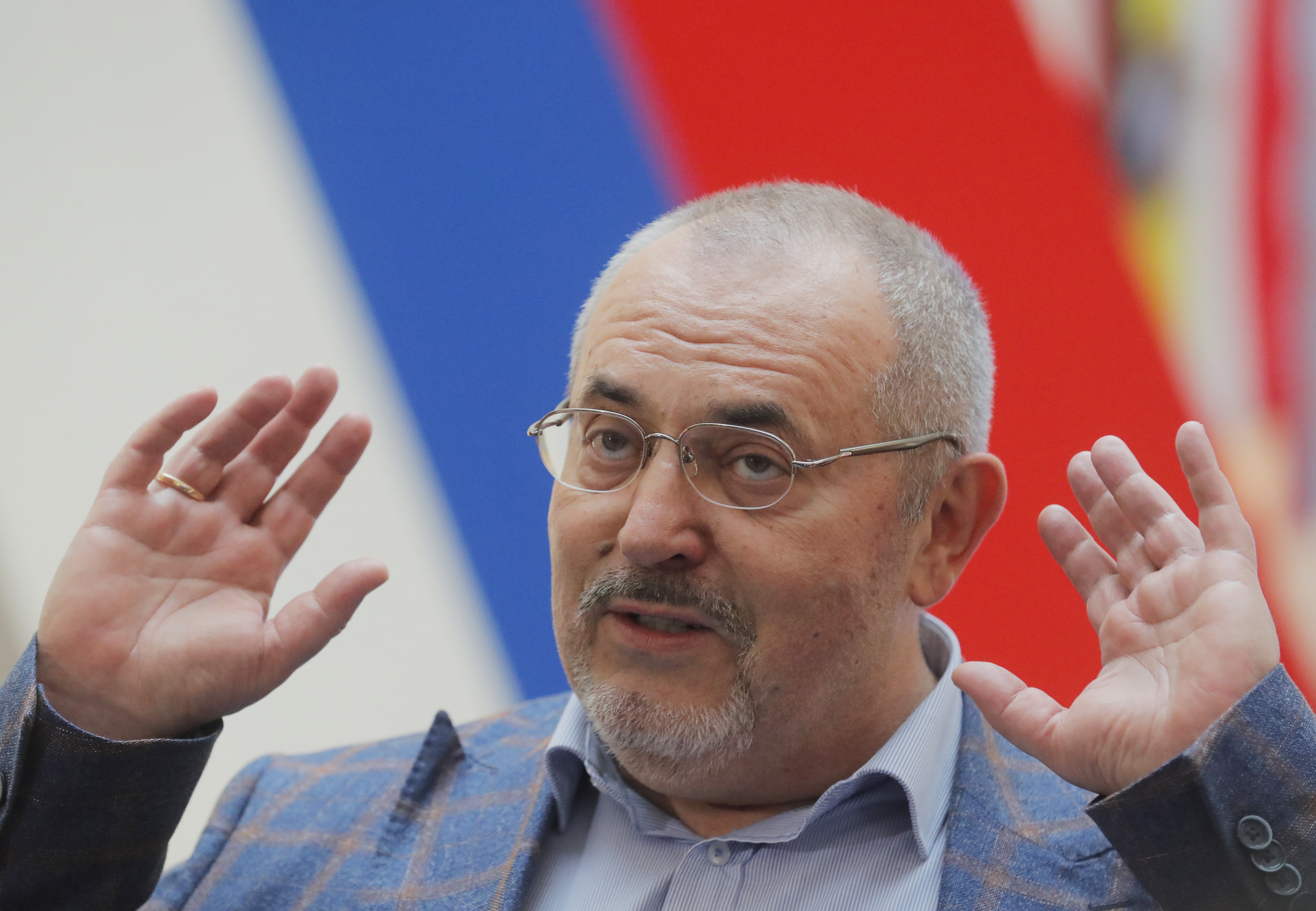 Russia's presidential candidate Nadezhdin submits citizens' signatures to Central Election Commission
