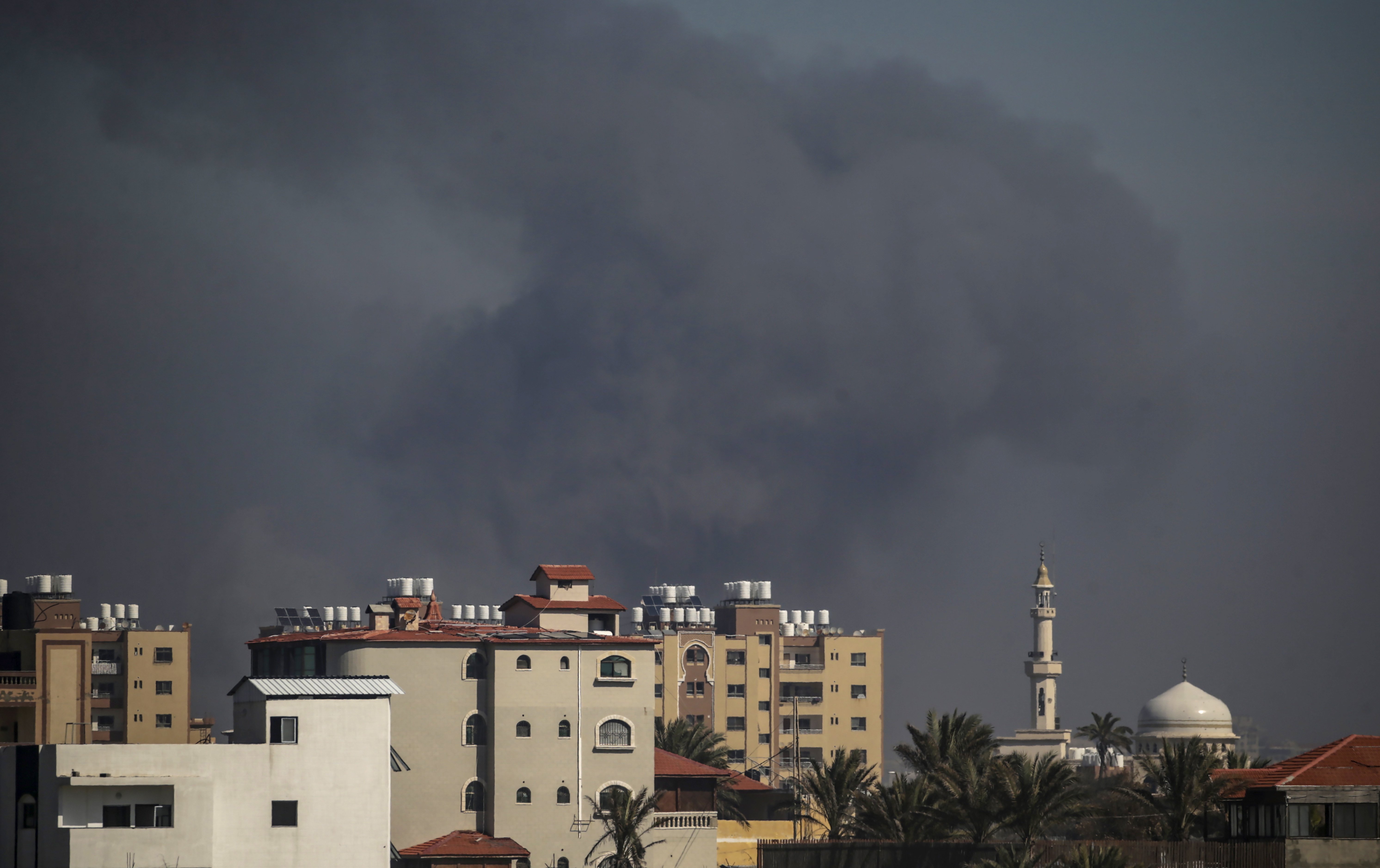 Israel continues military strikes on Gaza