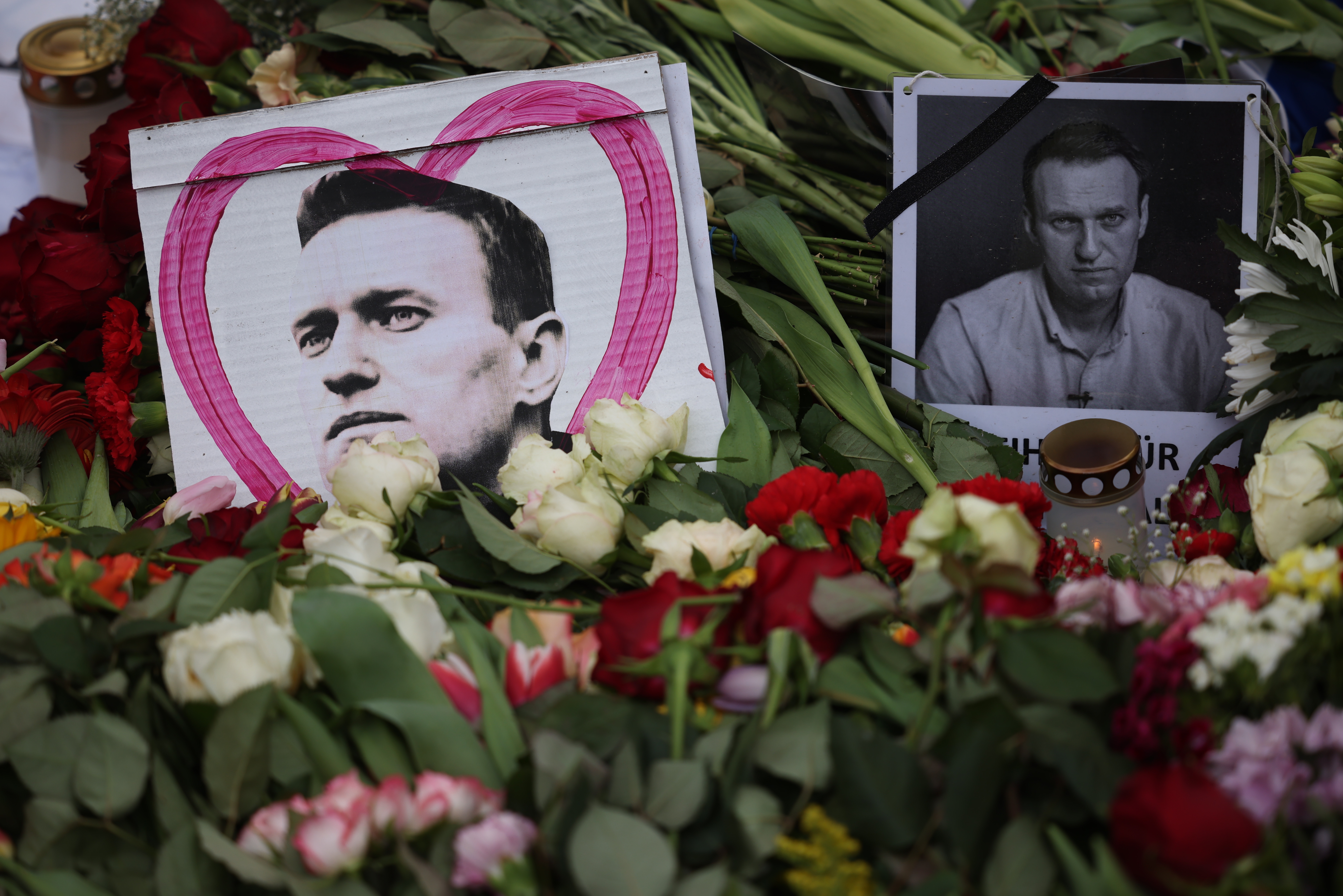 Rally in front of Russian embassy in Berlin after Alexei Navalny's death