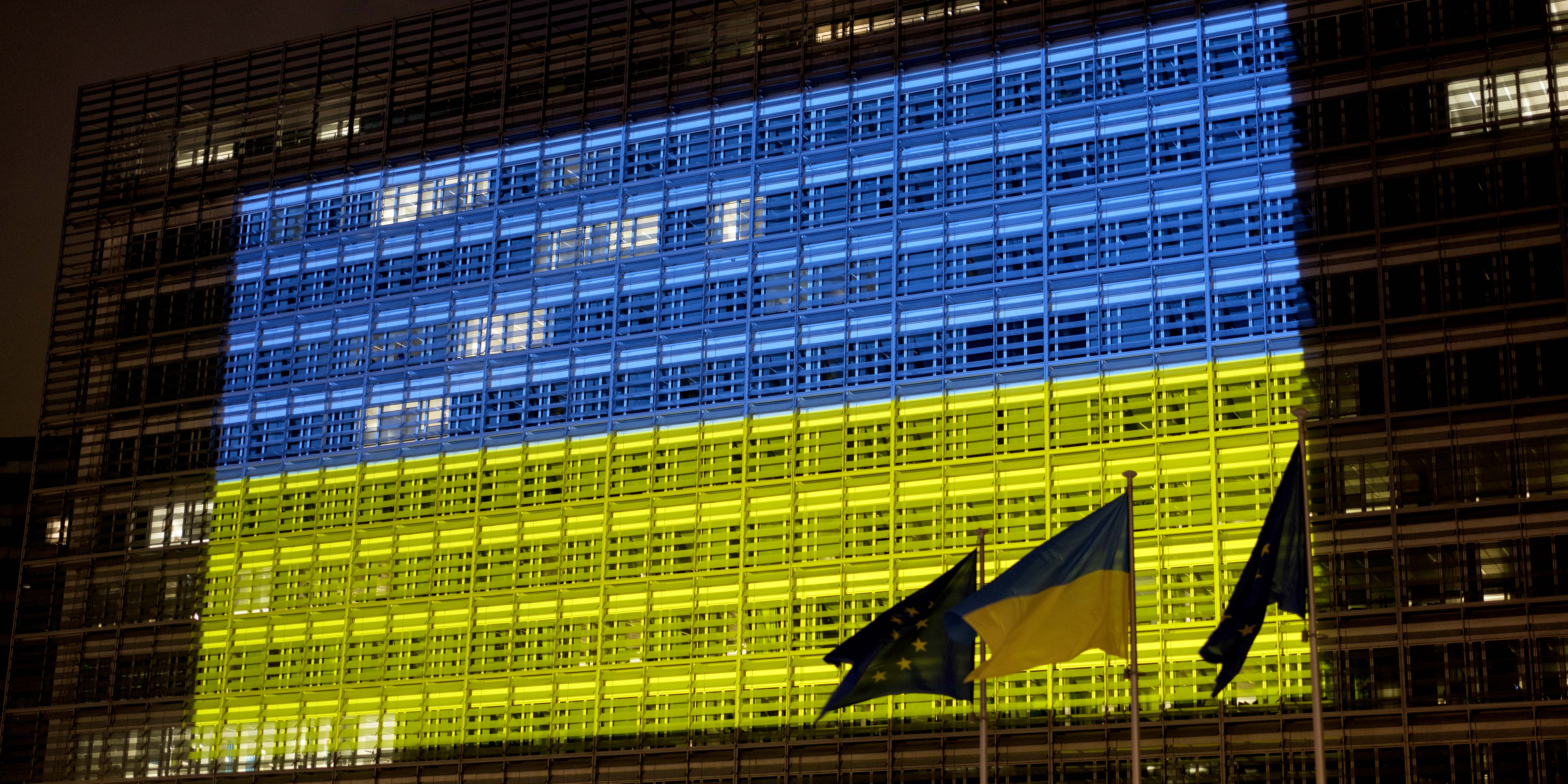 Bloomberg-Ukraine-Update27/02