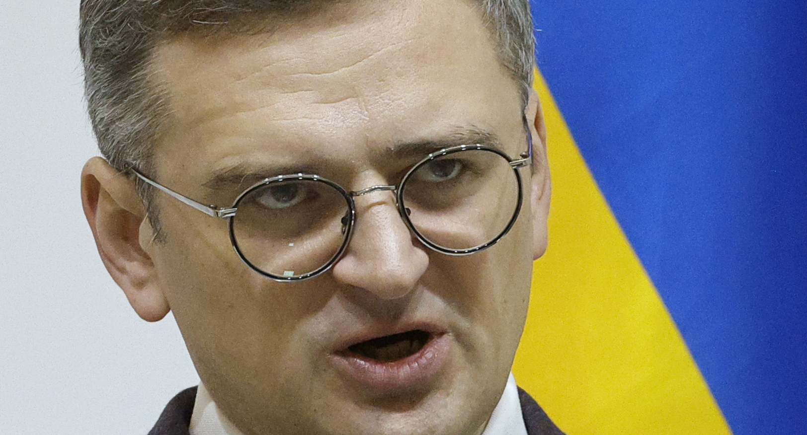 Minister Kuleba calls for more allied aid for Kyiv; Poland to join European air defence project