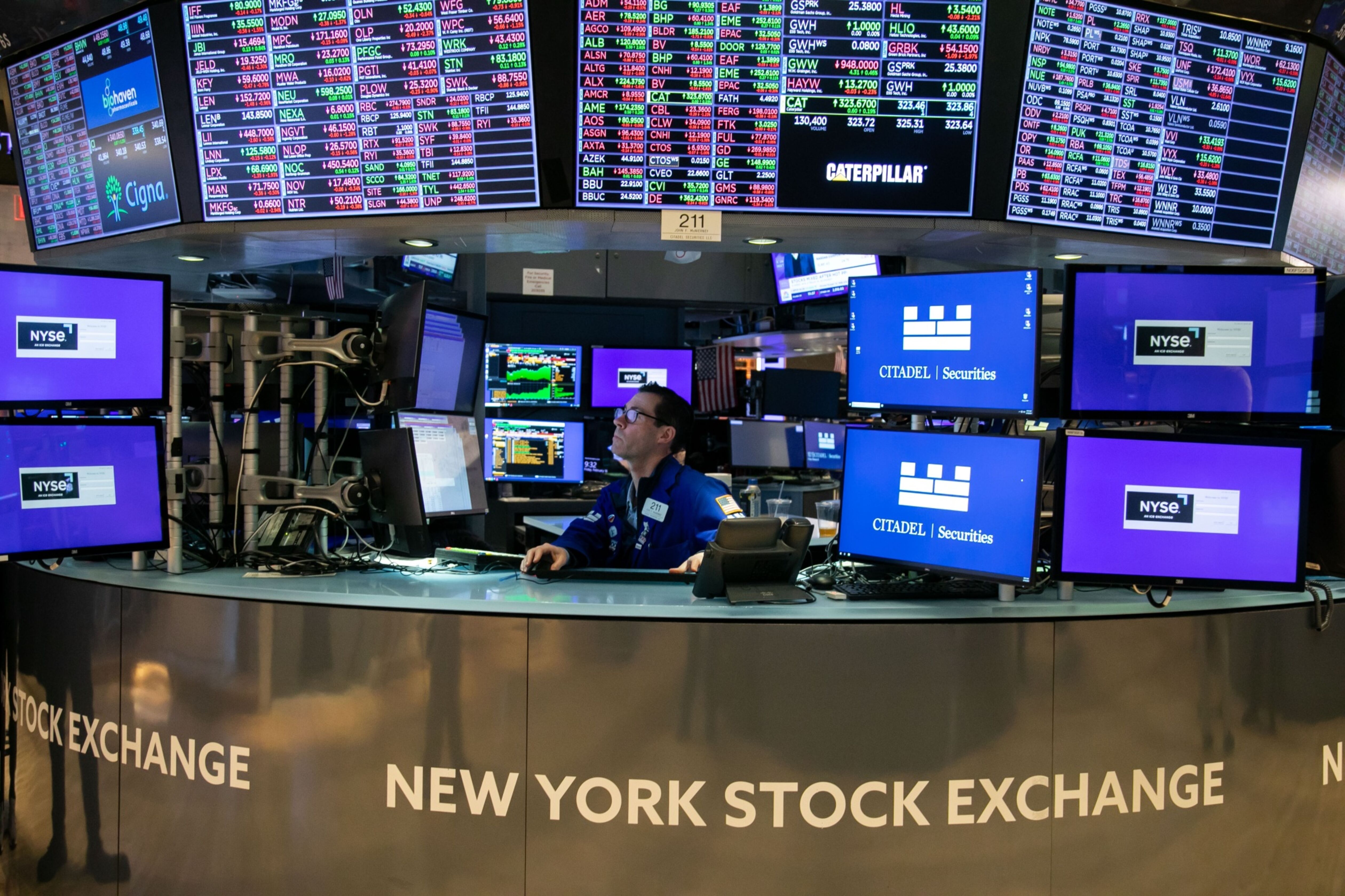 The New York Stock Exchange As Stocks Fall