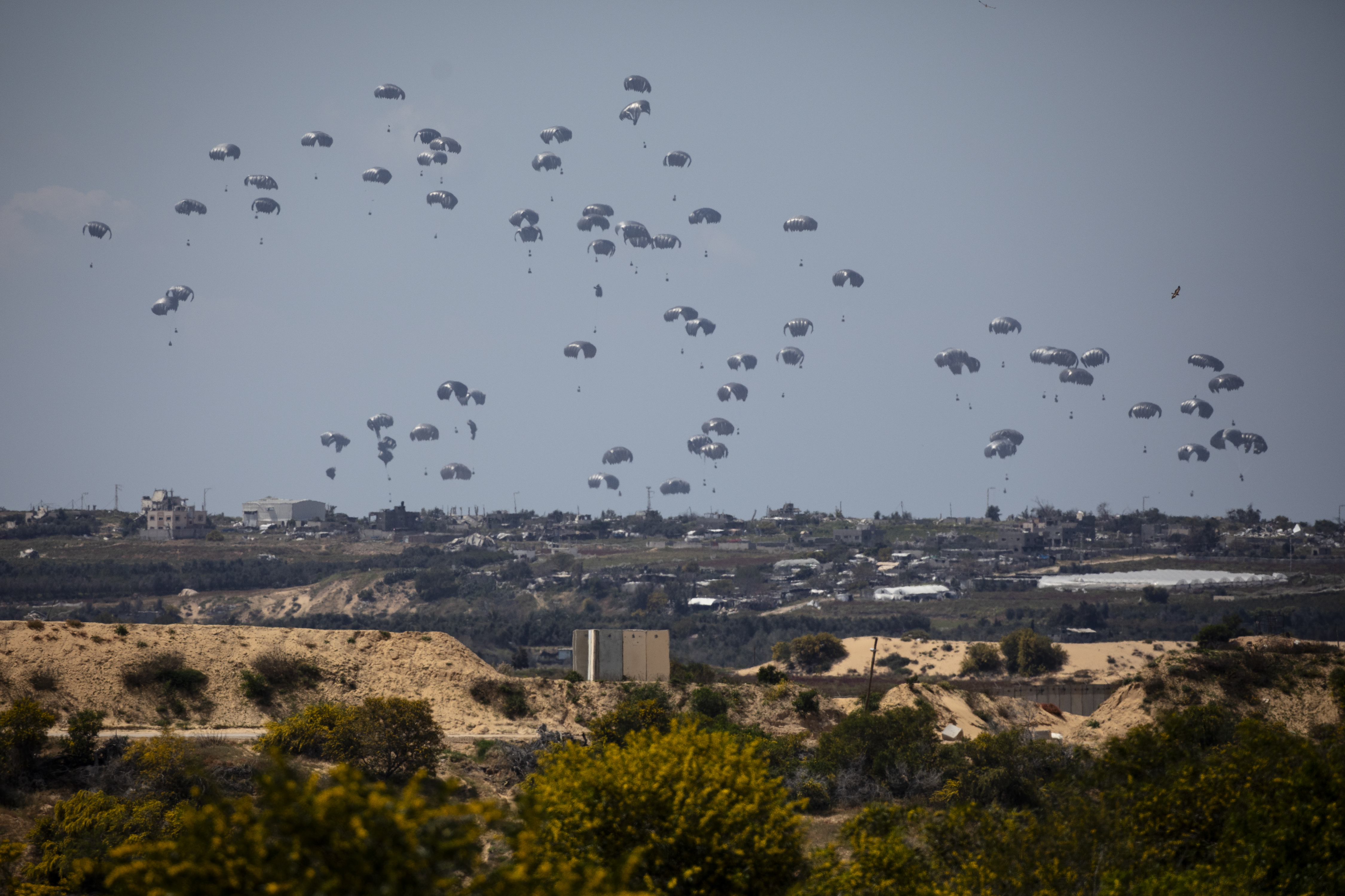 Bloomberg-Middle-East-Update26/3