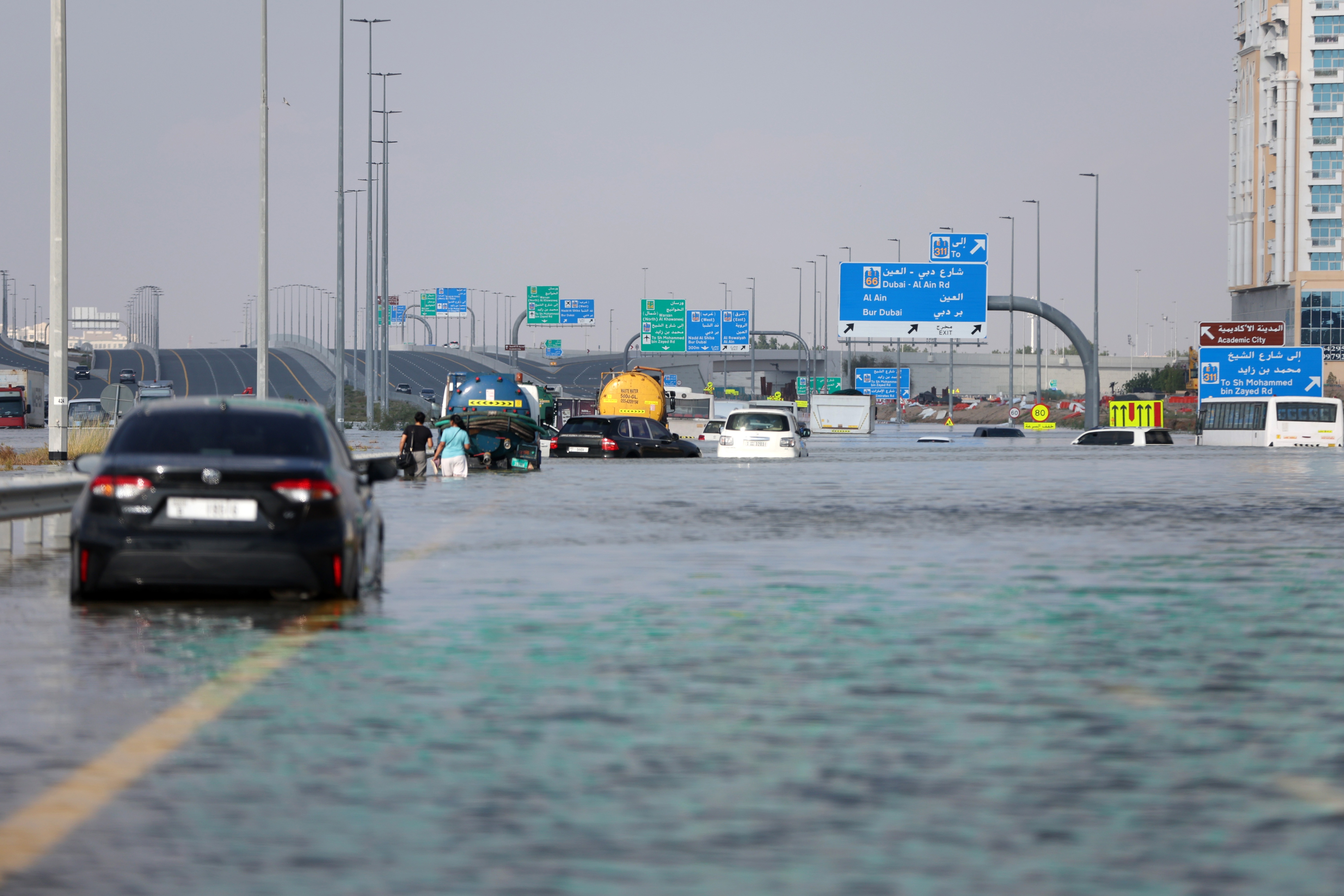 Flooded UAE counts cost of epic rainstorm, airport still facing disruptions