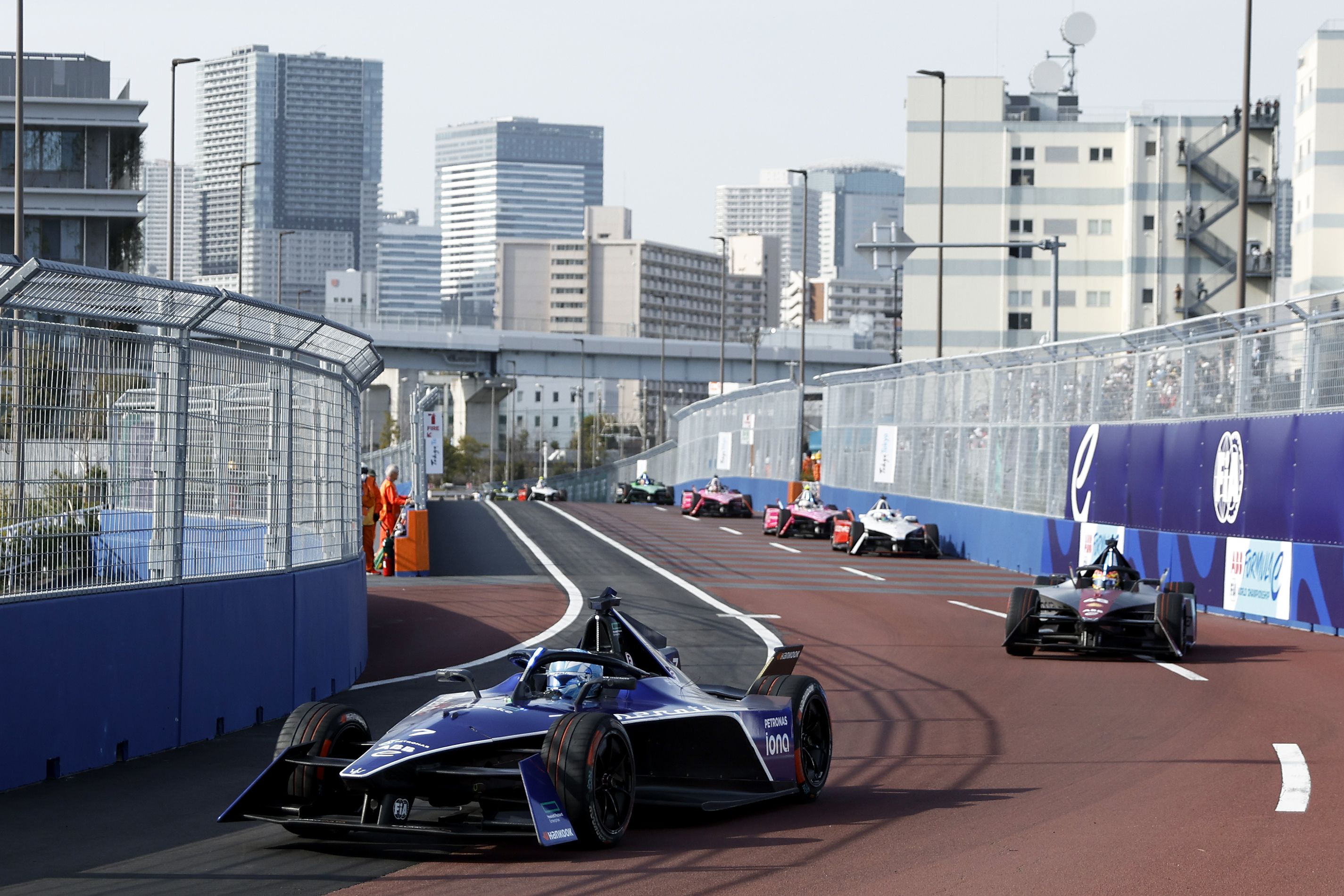 World's Fastest Car Races Provide a Lesson in Carbon Neutrality