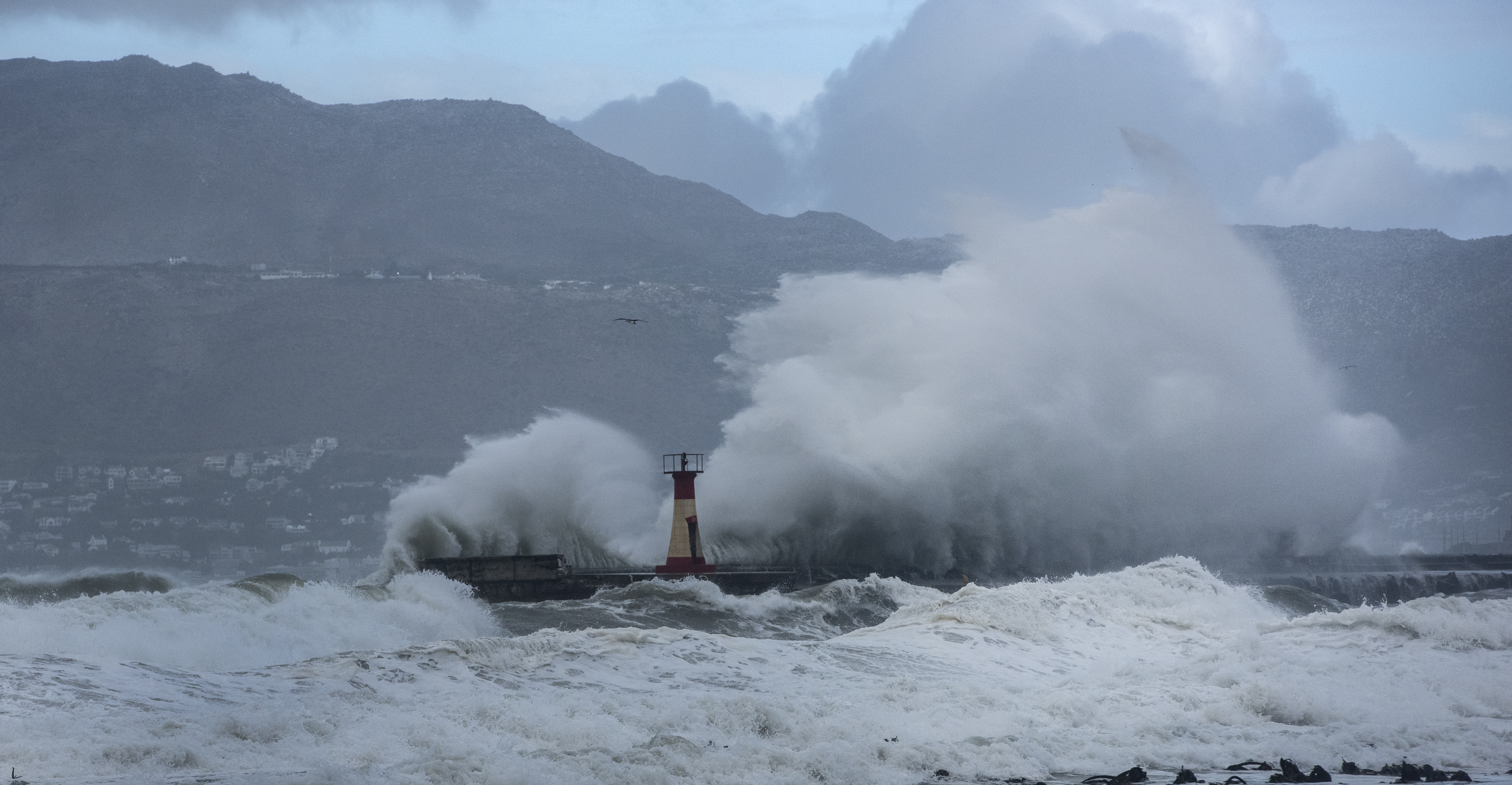 ‘Cape of Storms’ – climate researchers explain Cape Town’s recent extreme weather