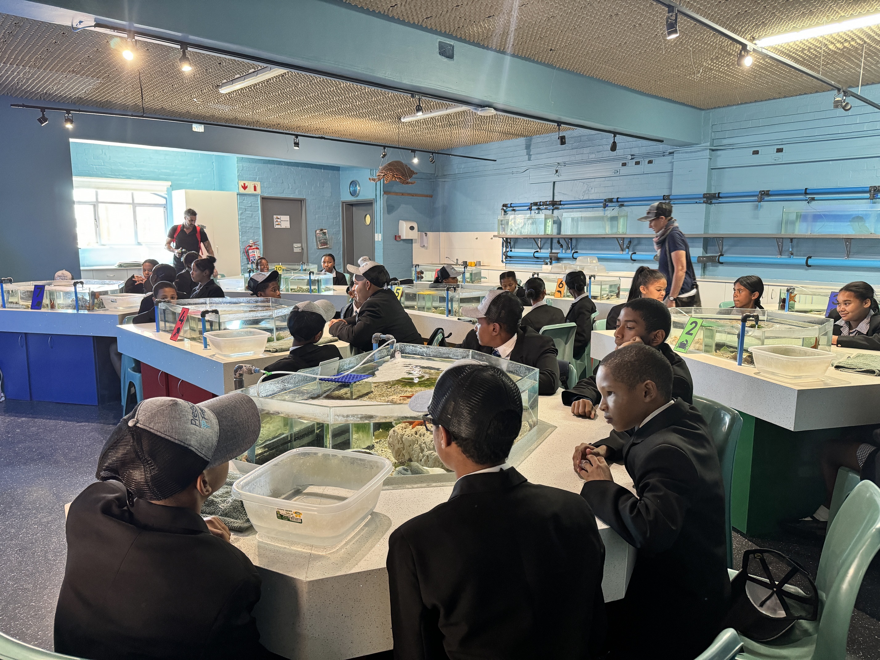 Floreat Primary Learners at the 2 Oceans Aquarium