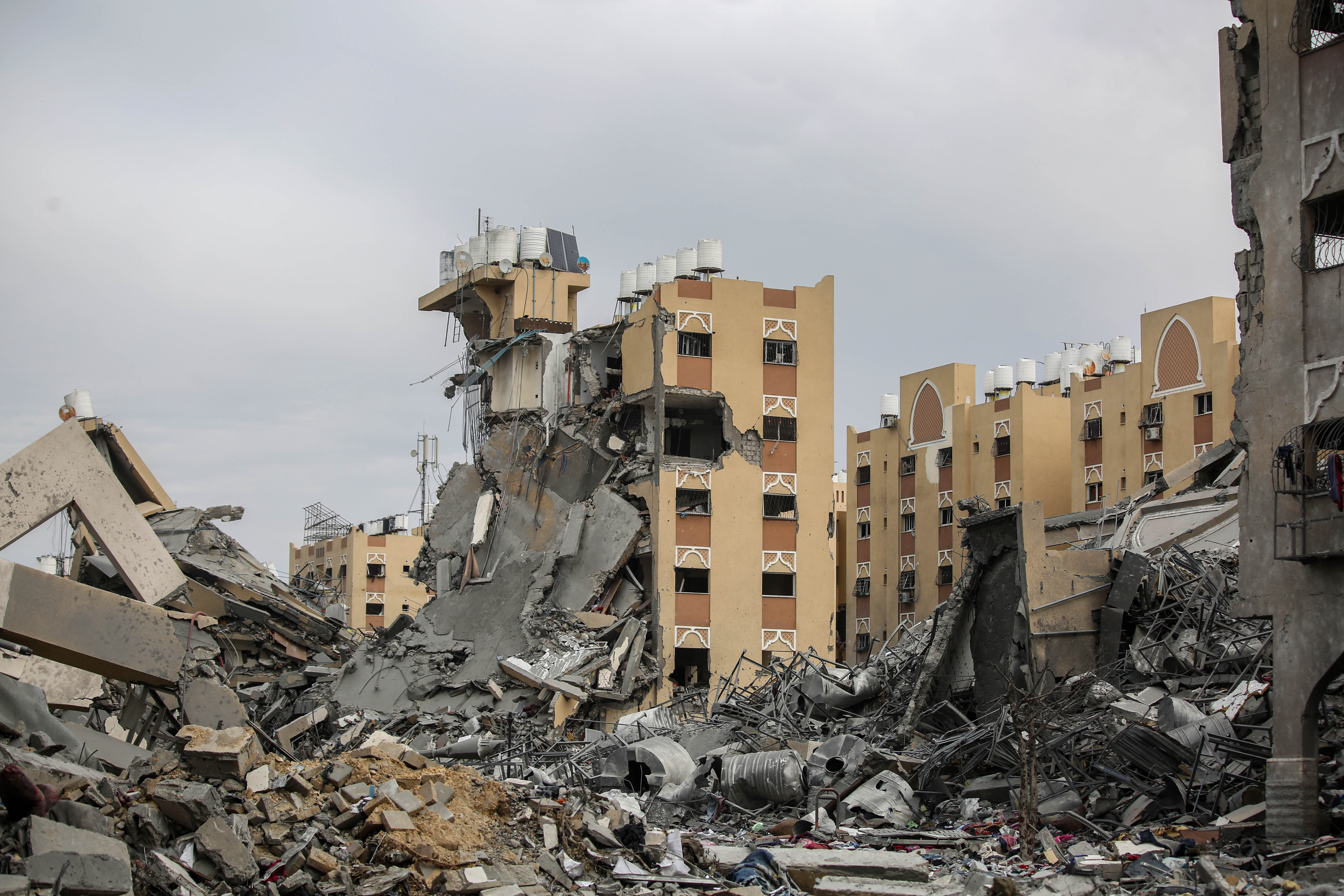 Biden ally opposes halting weapons transfers to Israel; IDF withdraws southern Gaza troops