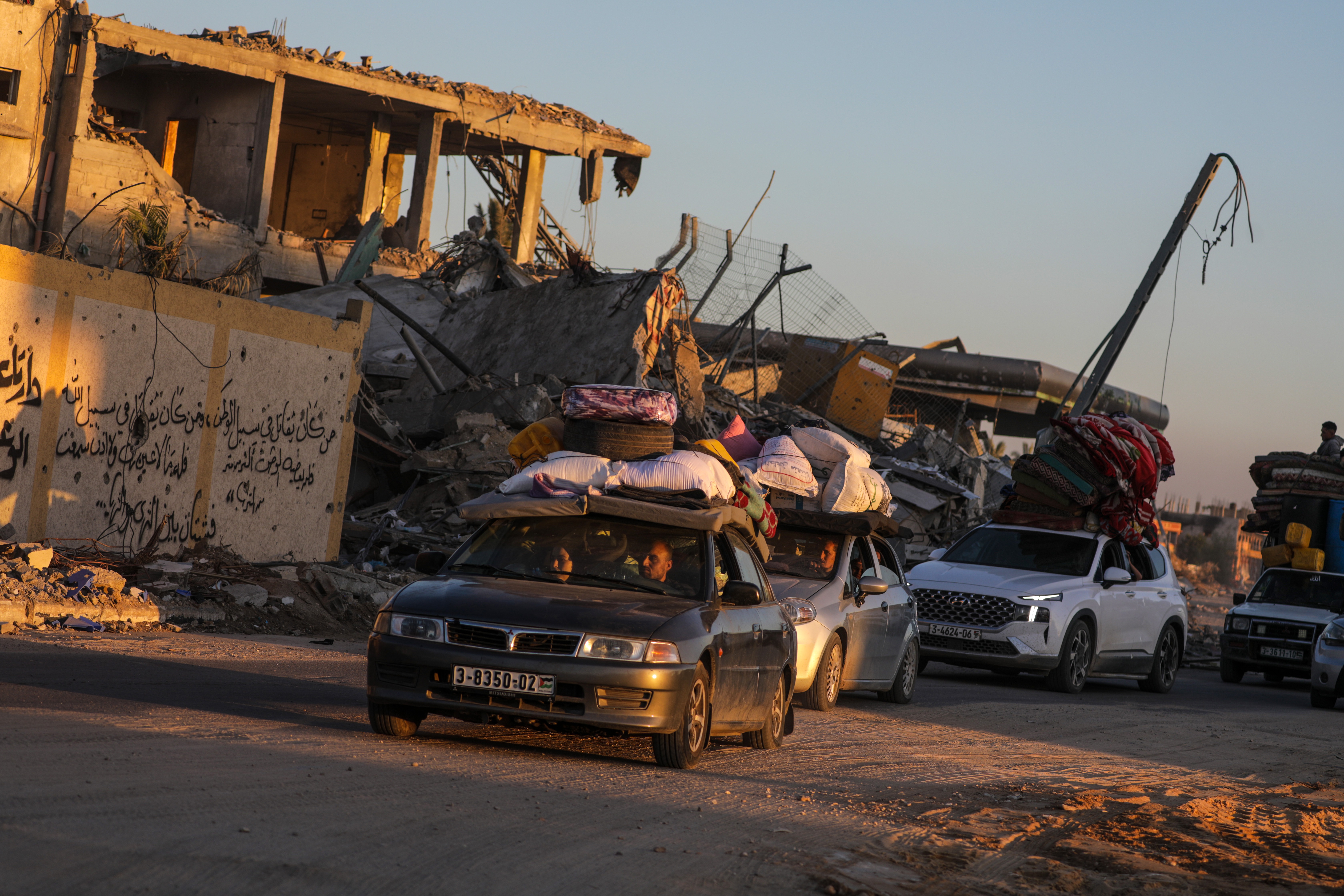 Palestinians evacuate Rafah on eve of Israeli operation in southern Gaza