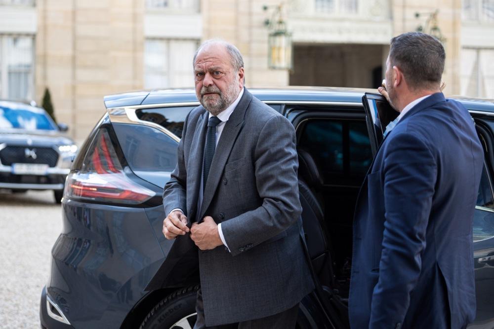 French cabinet examines law on state of emergency for New Caledonia after riots