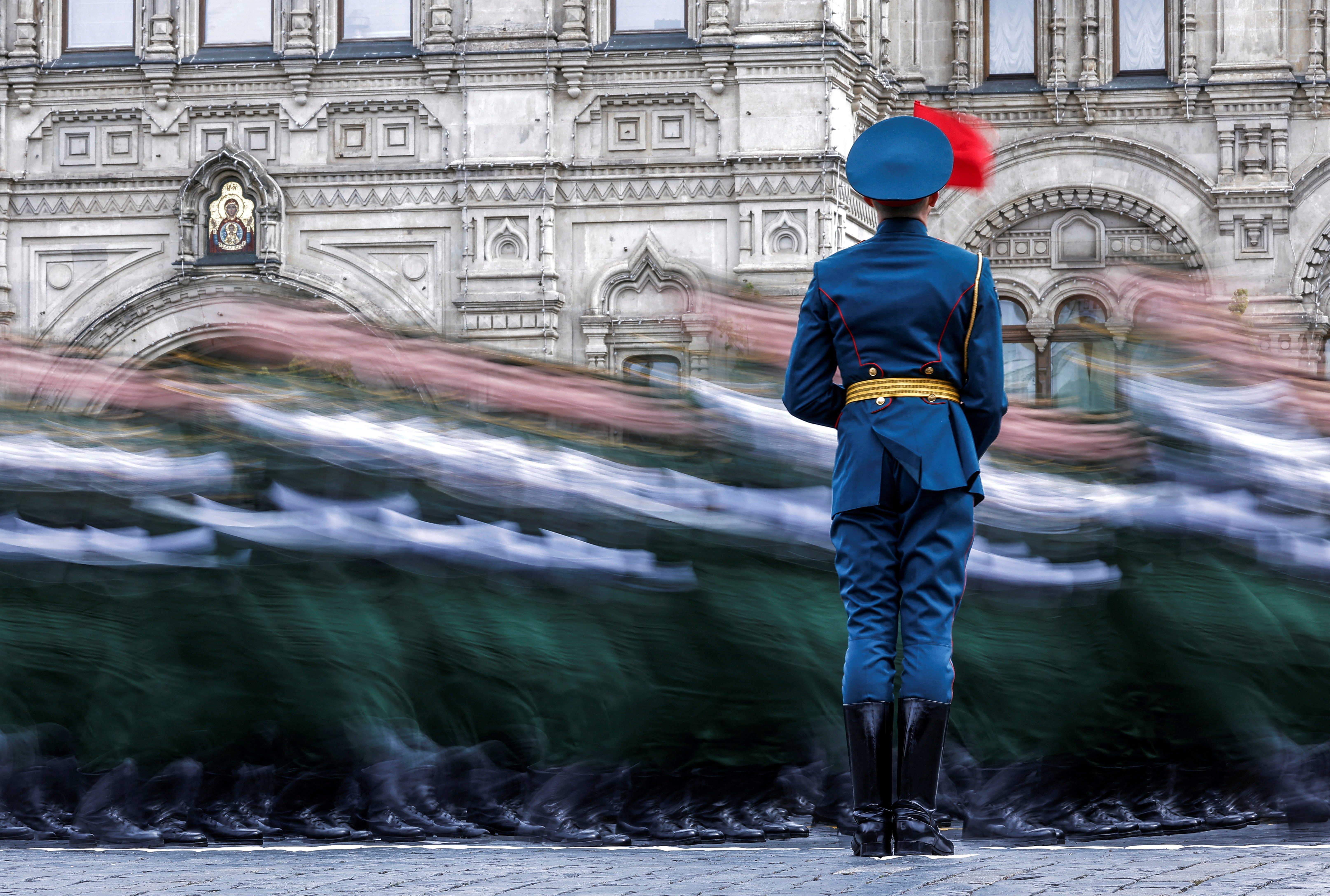 Russian service members march in columns past an honour guard during a military parade on Victory Day, which marks the 79th anniversary of the victory over Nazi Germany in World War Two, in Red Square in Moscow, Russia, May 9, 2024. REUTERS/Maxim Shemetov     TPX IMAGES OF THE DAY