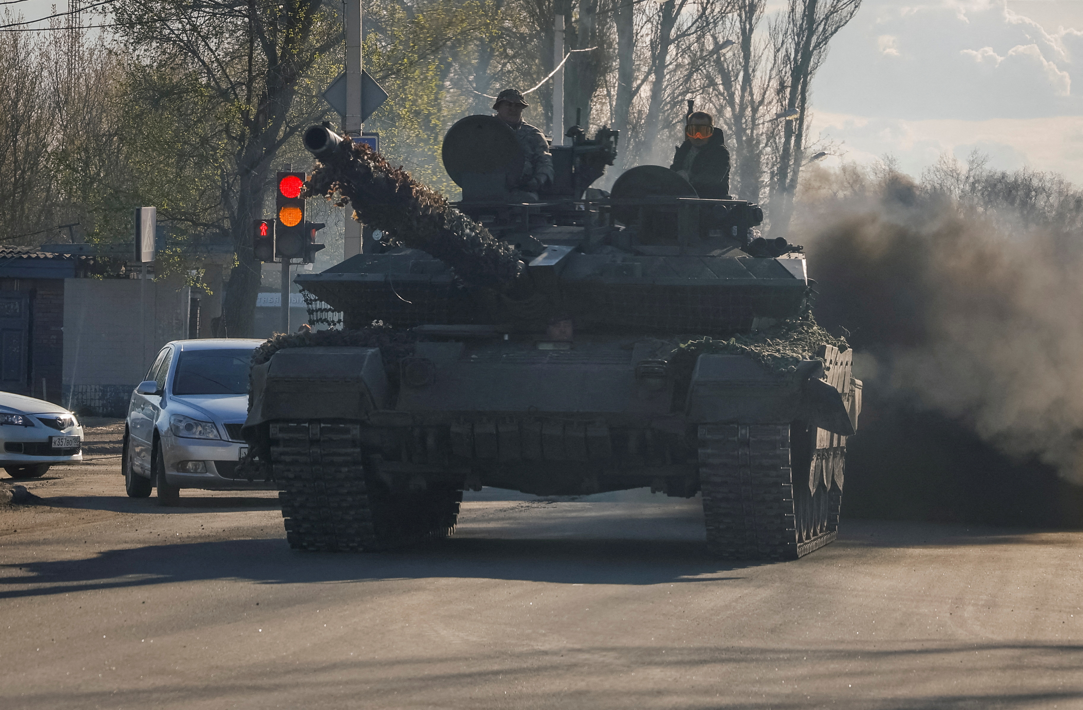 Putin wants Ukraine ceasefire on current frontlines, sources say