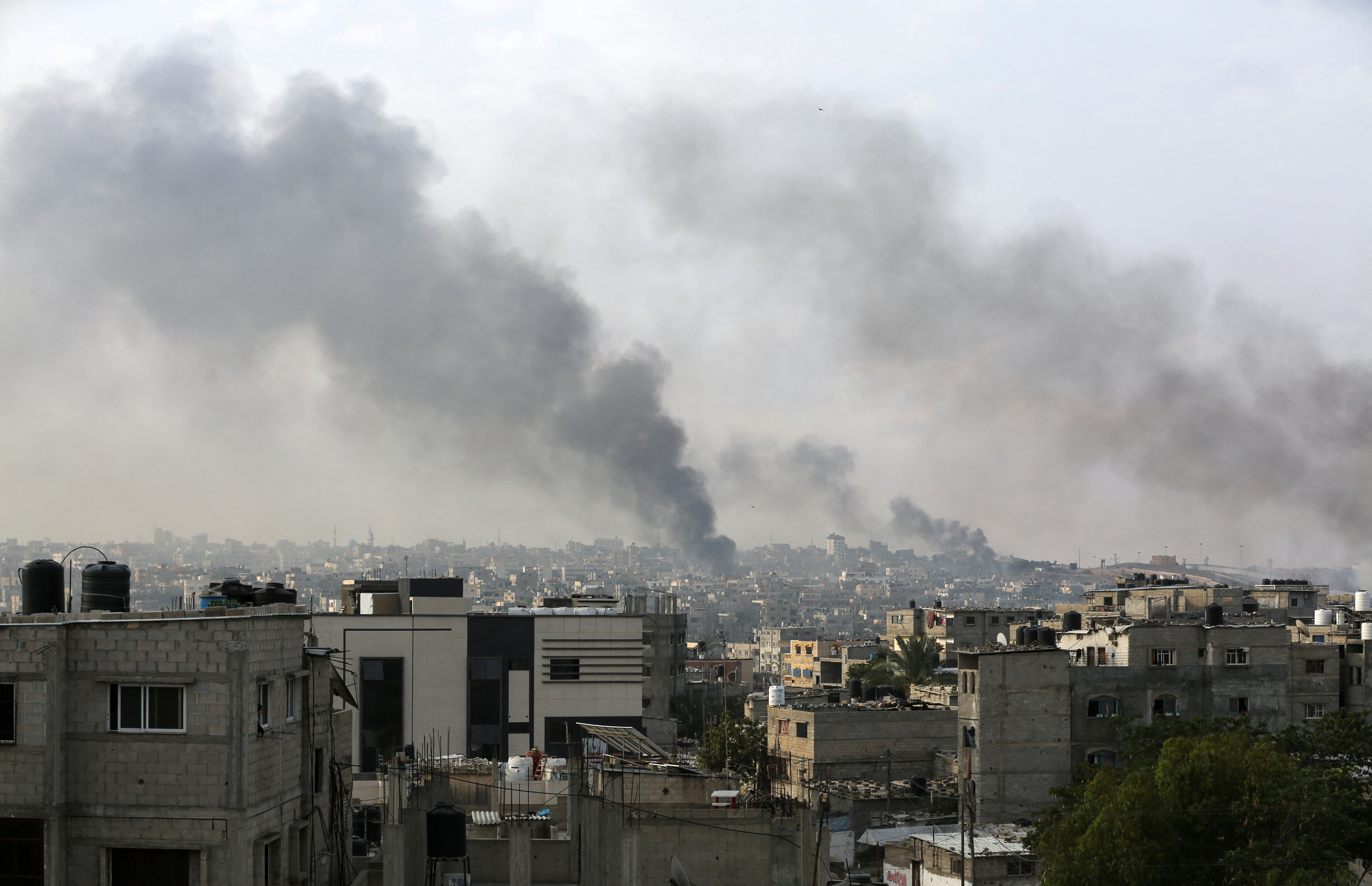 Tanks reach Rafah's centre as Israel presses assault despite global scrutiny
