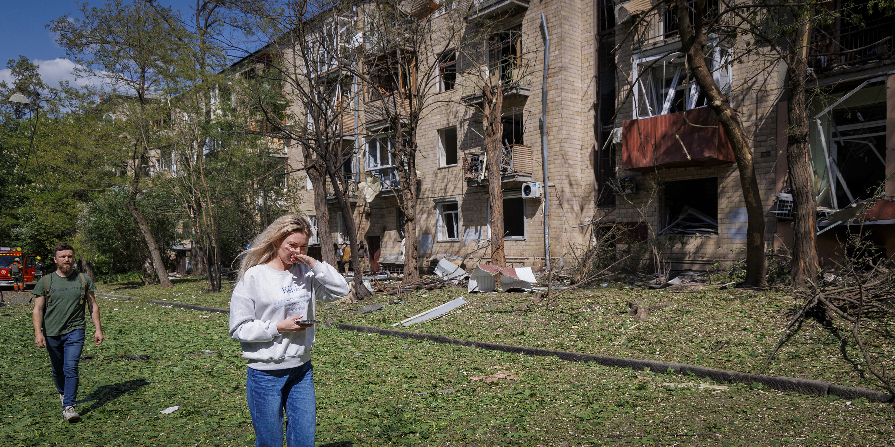 Russia marks Orthodox Easter with drone attack; Xi begins Europe tour as trade tension rises