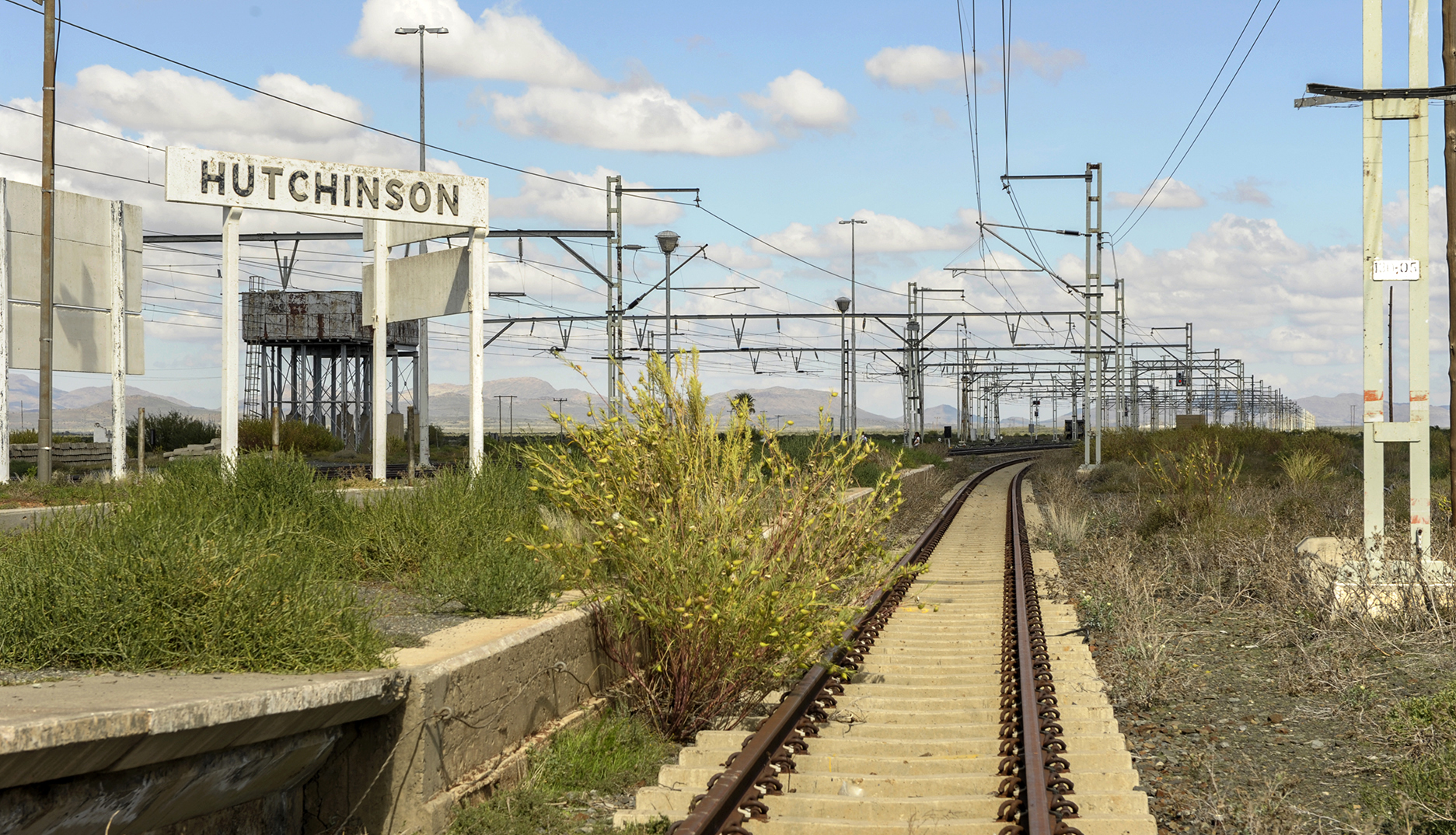 Politics of the forgotten — Hutchinson residents ponder change in a Karoo town marooned by time