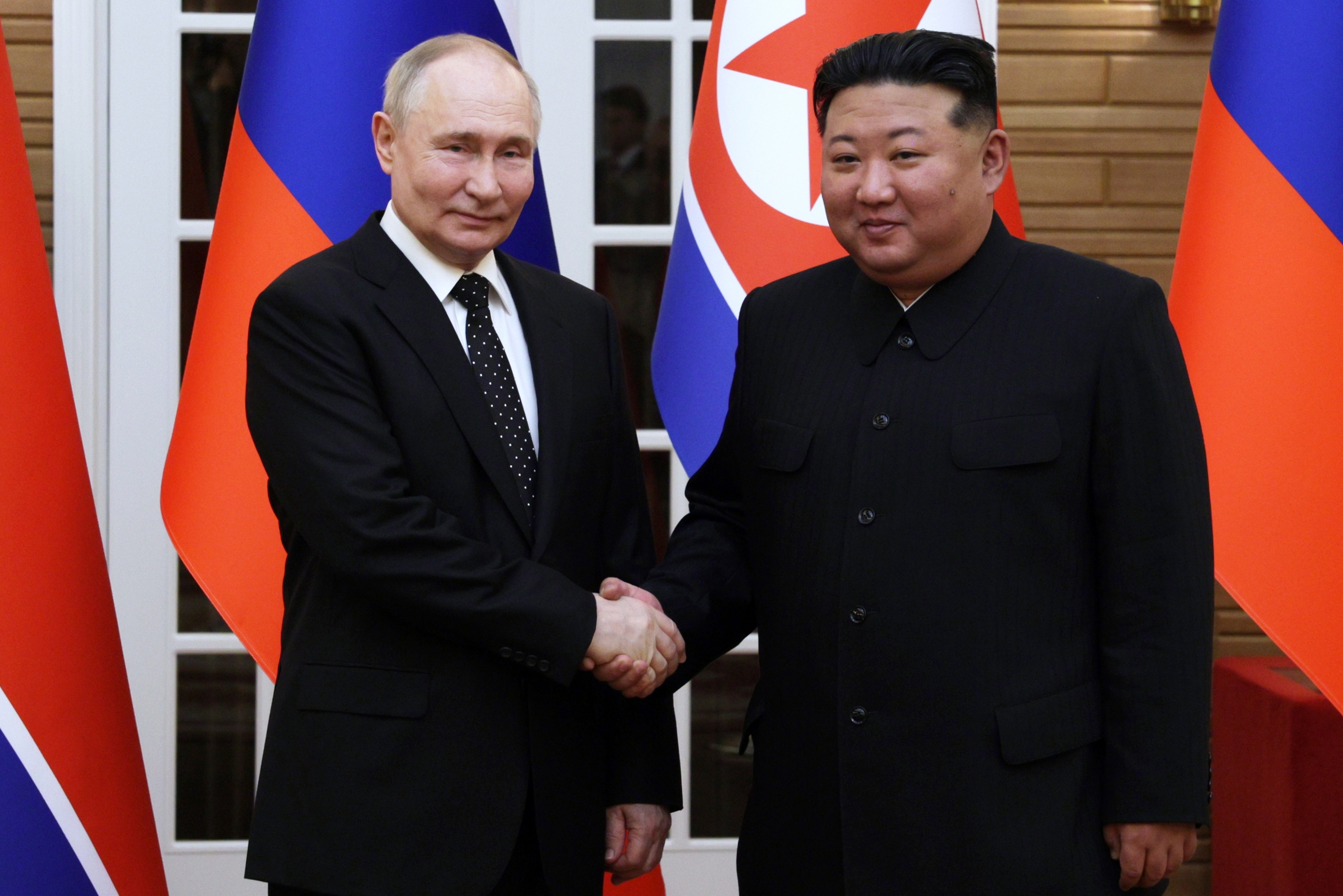 Putin won’t rule out sending arms to North Korea; Russia disrupting satellite networks - Sweden
