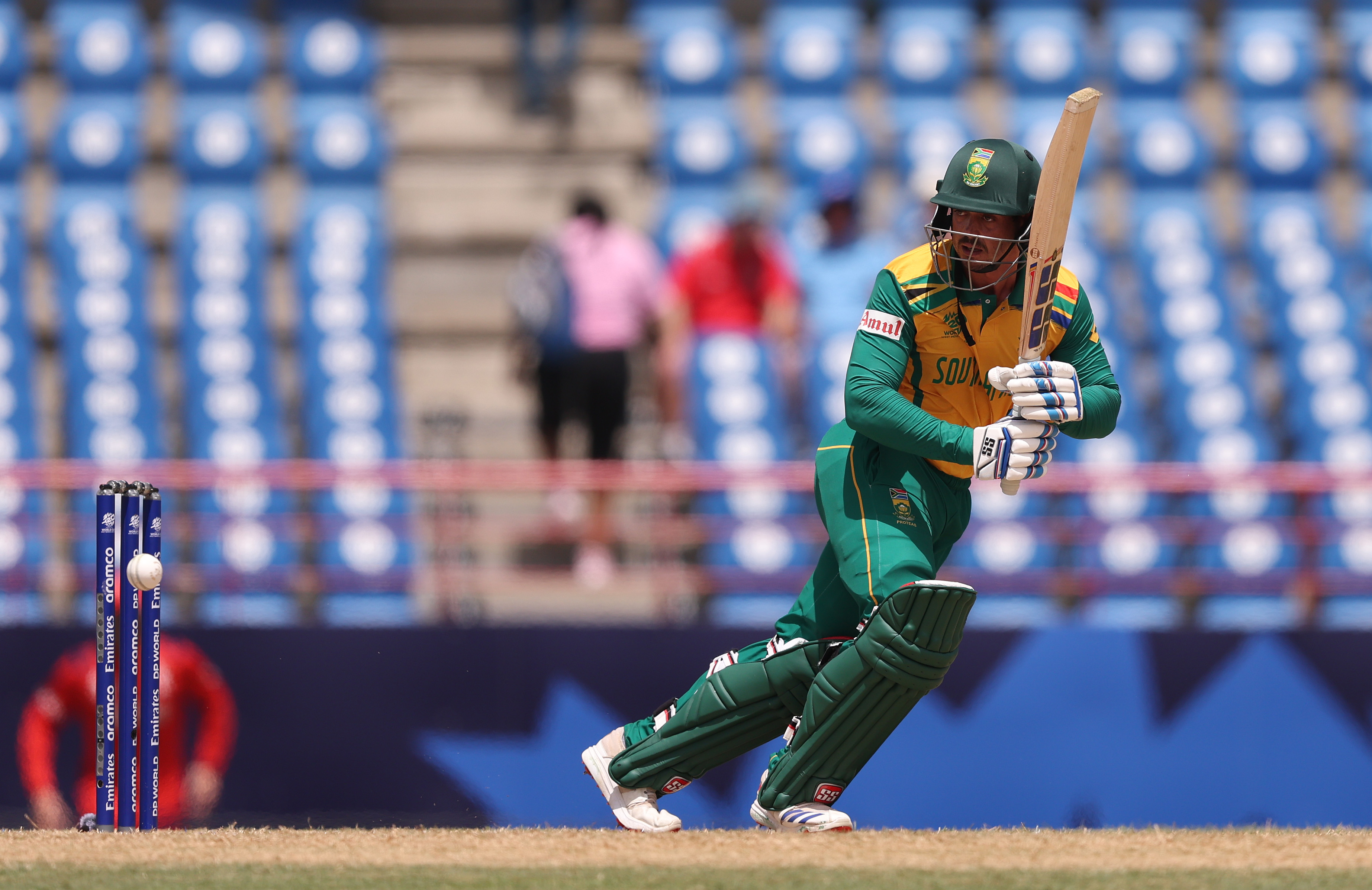 Proteas squeeze past England to remain unbeaten in T20 World Cup