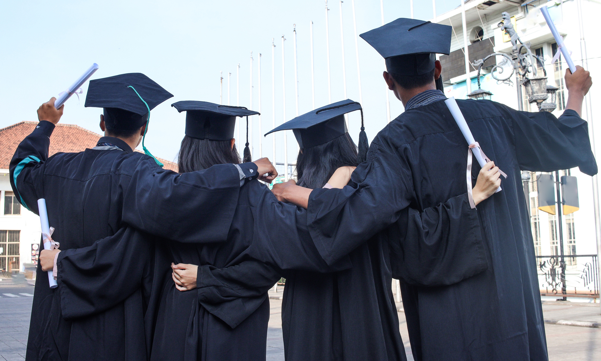 Funza Lushaka graduates no longer prioritised for teaching jobs as thousands remain out of work