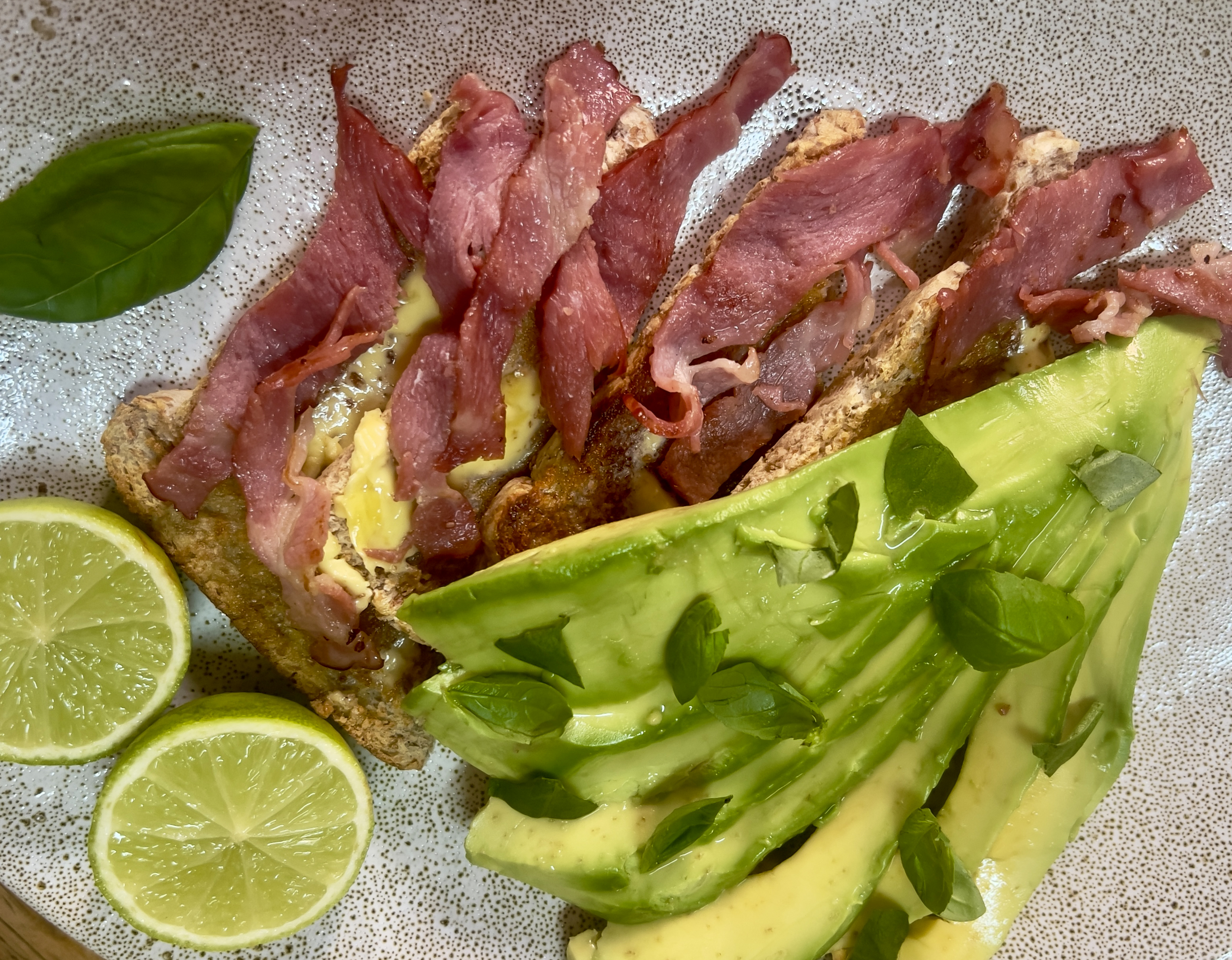 Lekker Brekker Monday: Avocado and bacon, freshened up
